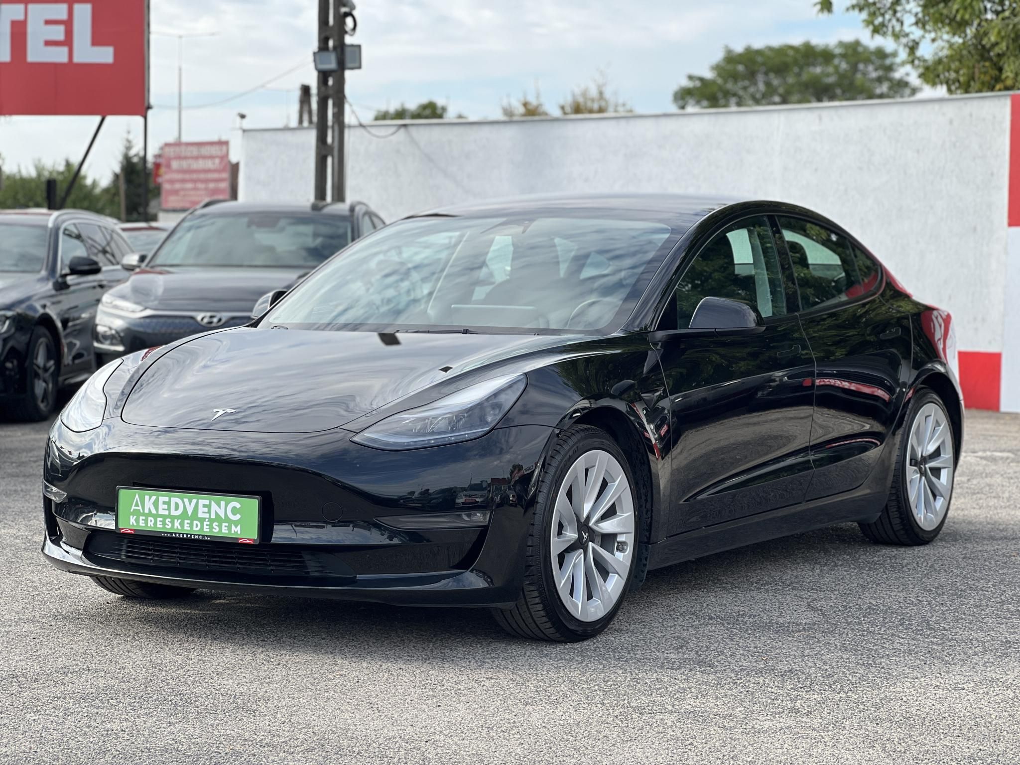 TESLA MODEL 3 Long Range AWD (Automata) V.horog. Ryzen. mátrix LED. 560km hatótáv. 2031-ig garanciális!