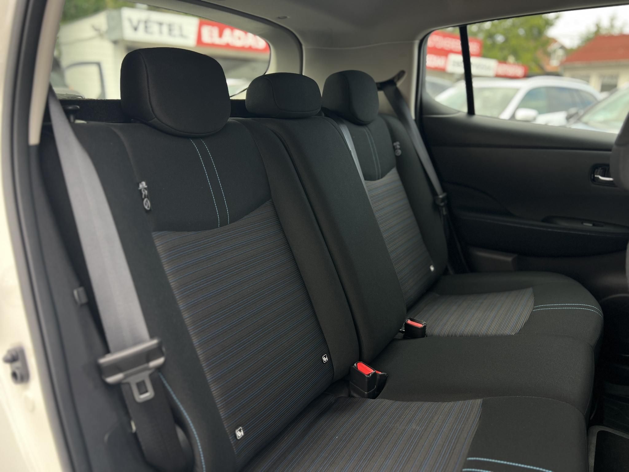 NISSAN LEAF Acenta 40kWh (Automata) 45e km. Ülésfűtés. kormányfűtés. téli-nyári kerék szett!