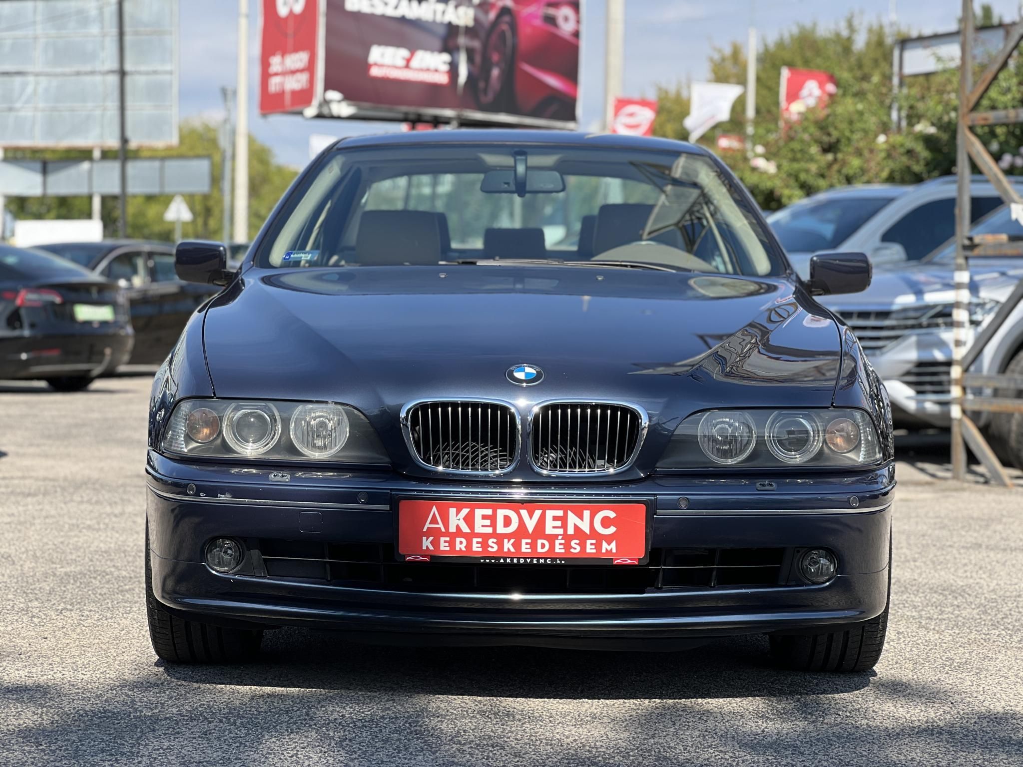 BMW 540i (Automata) Rozsdamentes. frissen szervizelt. végig vezetett szervizkönyv