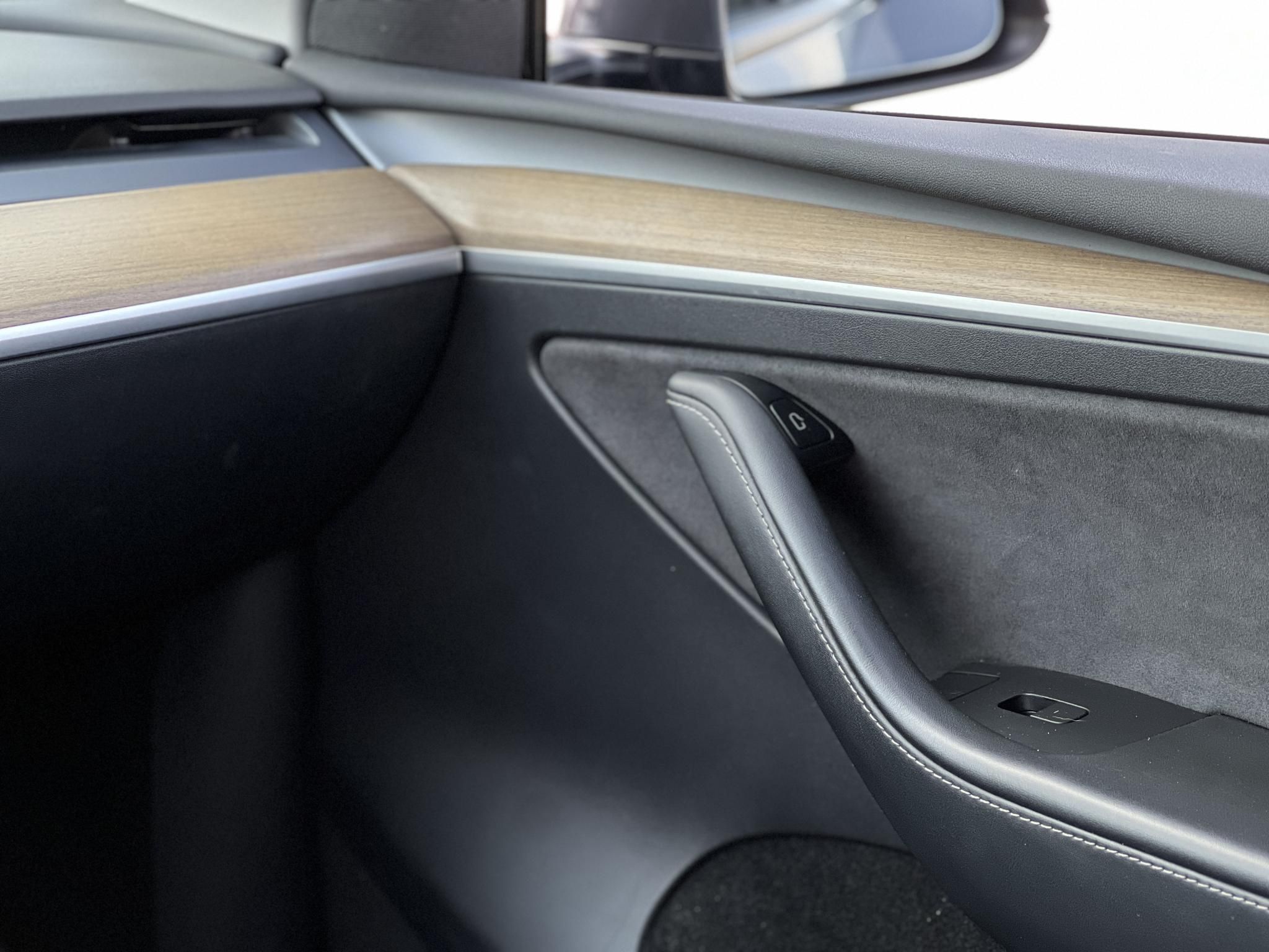 TESLA MODEL Y Long Range AWD (Automata) mátrix LED. hőszivattyú. prémium hifi. garanciális!