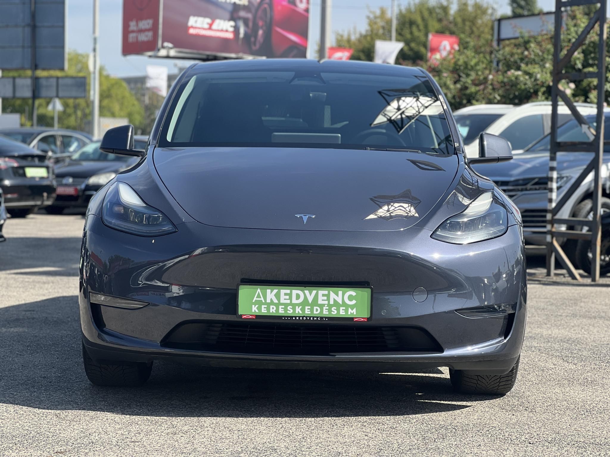 TESLA MODEL Y Long Range AWD (Automata) mátrix LED. hőszivattyú. prémium hifi. garanciális!