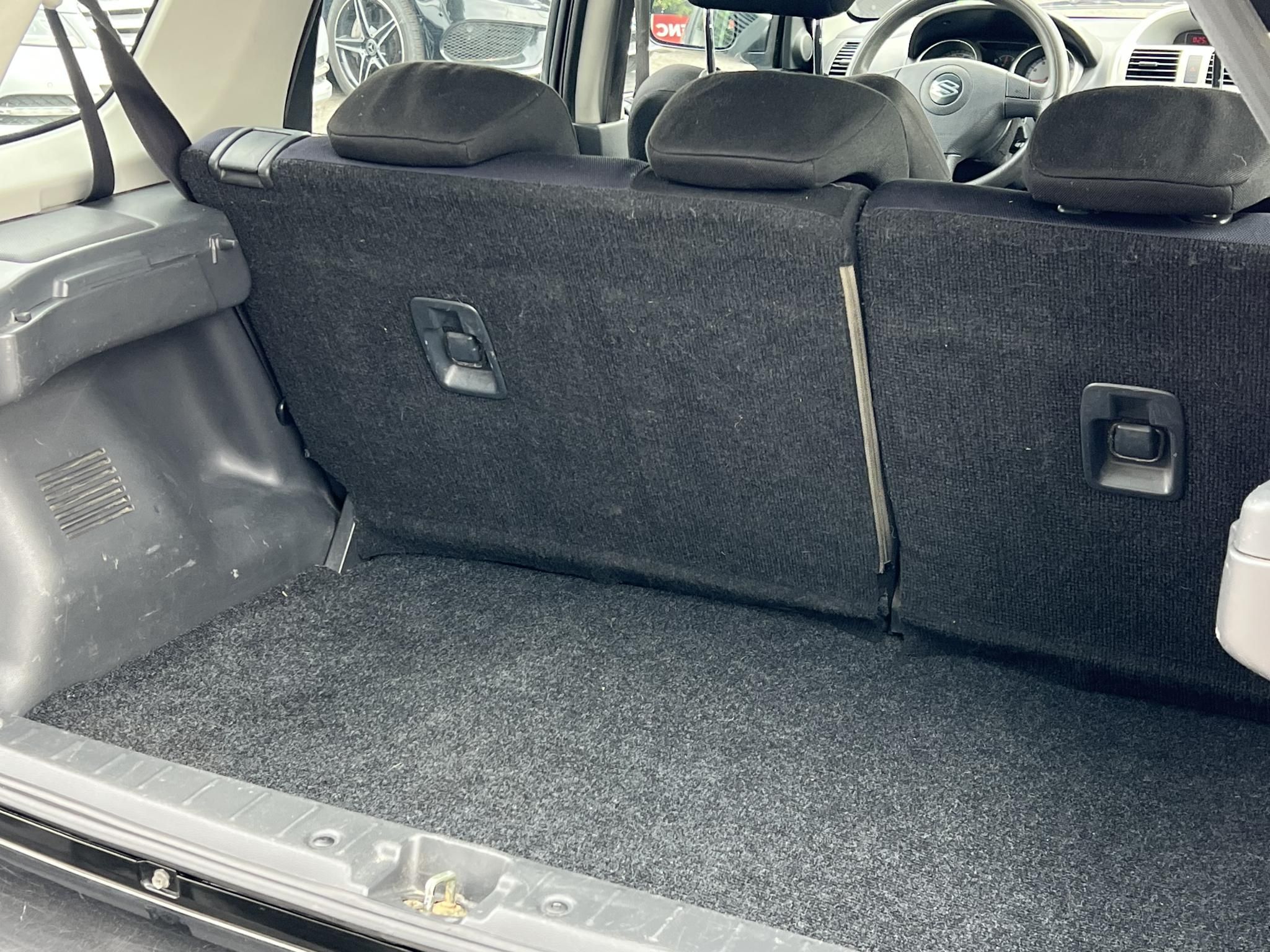 SUZUKI IGNIS 1.3 GLX AC Magyarországi. klíma. ülésfűtés. vonóhorog. 4 évszakos gumik!