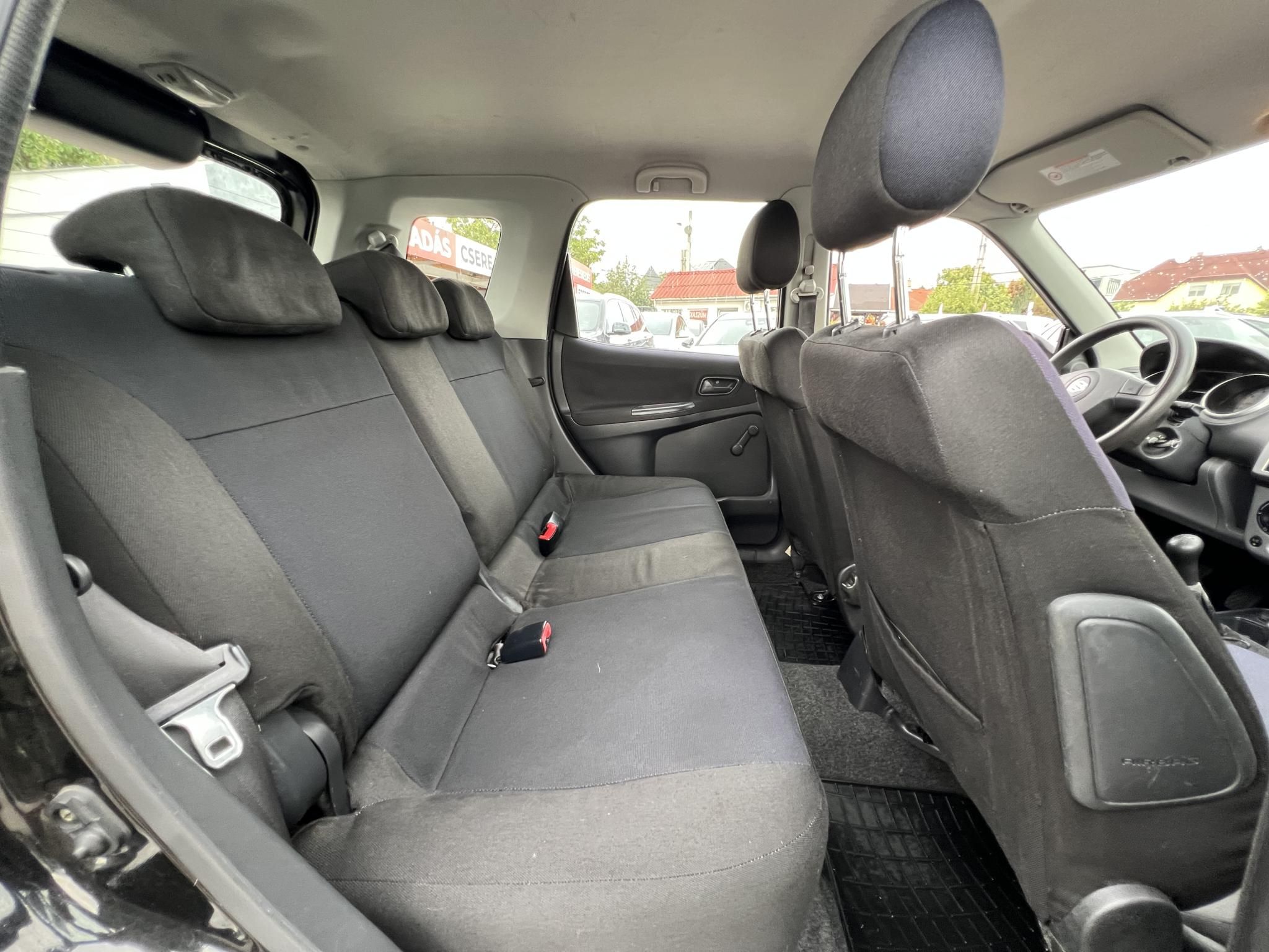 SUZUKI IGNIS 1.3 GLX AC Magyarországi. klíma. ülésfűtés. vonóhorog. 4 évszakos gumik!