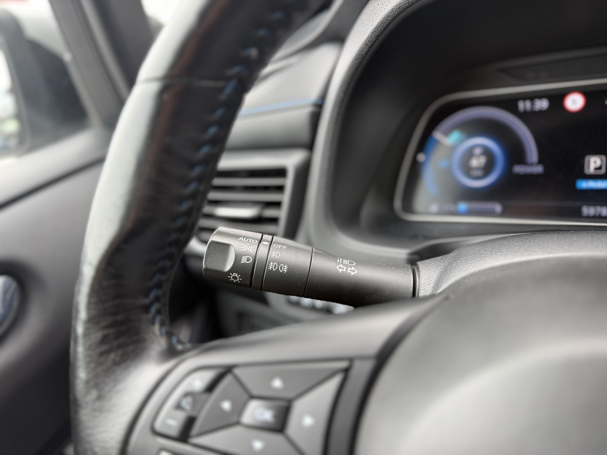 NISSAN LEAF N-Connecta 40kWh (Automata) 59e km. 360 kamera. első-hátsó ülésfűtés. kormányfűtés. CARPLAY!