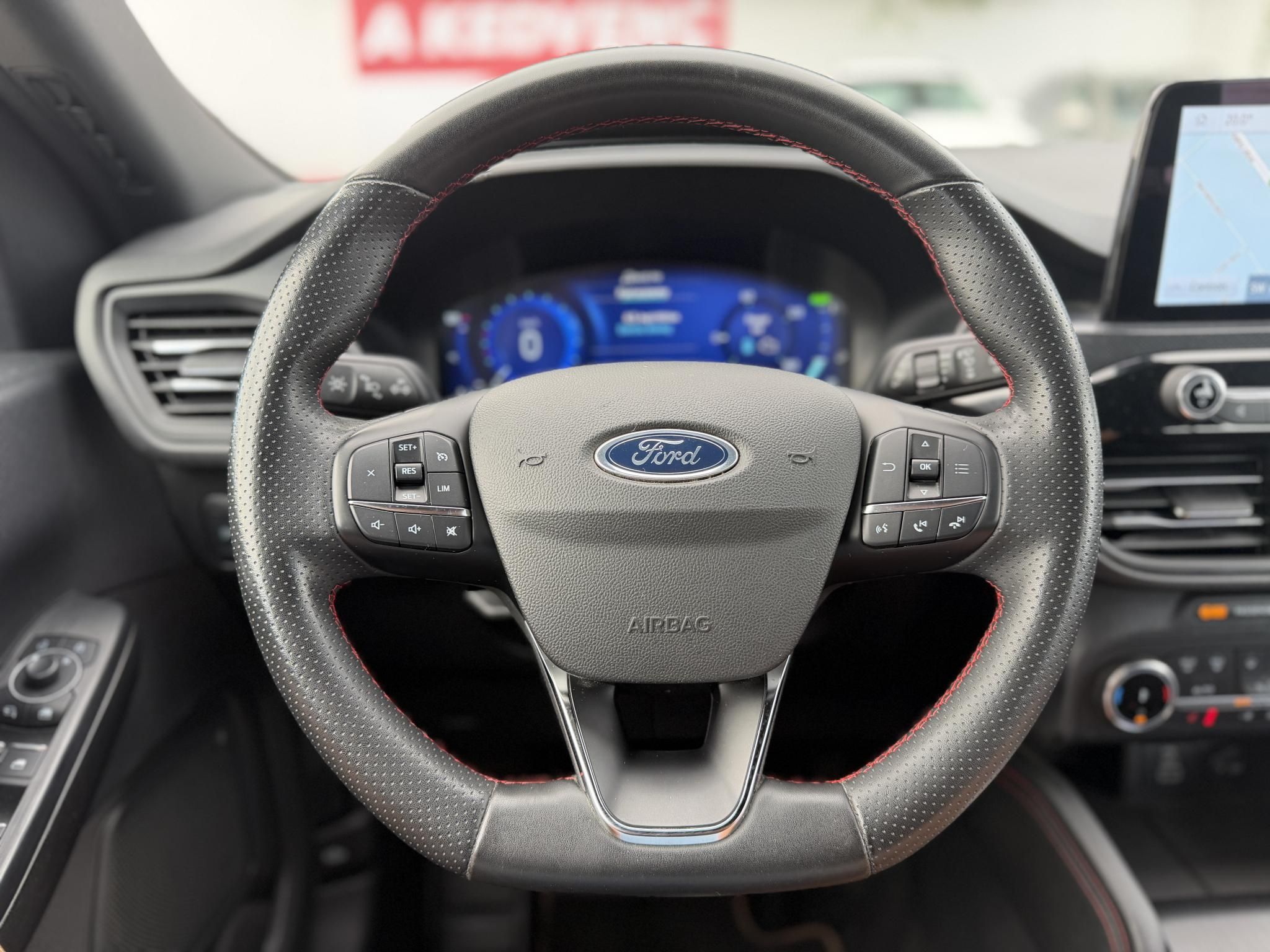 FORD KUGA 2.5 PHEV Freedom CVT 103e km. 70 km elektromos hatótáv. kamera. ülésfűtés. vonóhorog. CARPLAY!