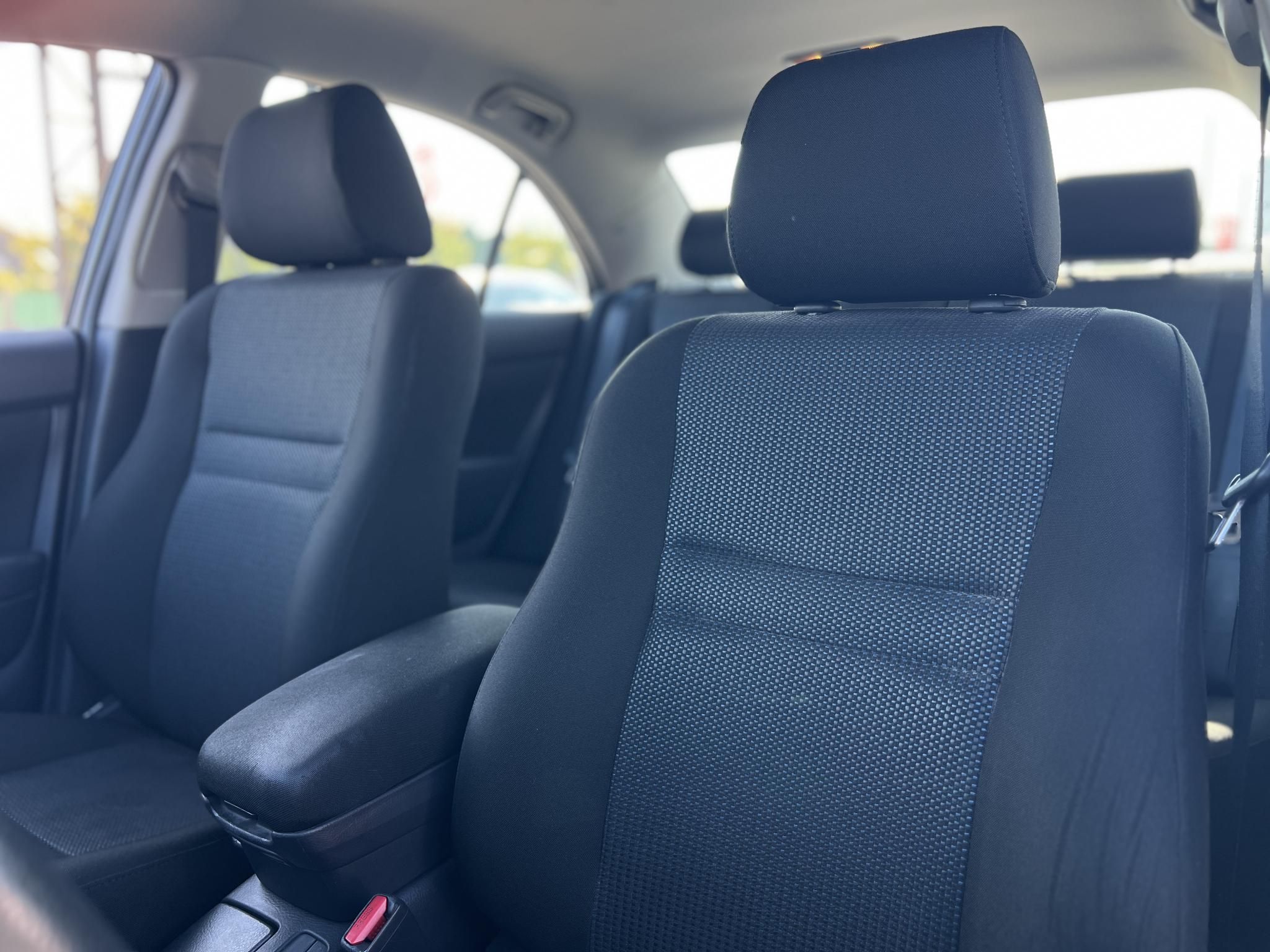 TOYOTA AVENSIS 1.8 Sol 133e km. ülésfűtés. digitklíma. vonóhorog. 2 gyári kulcs!