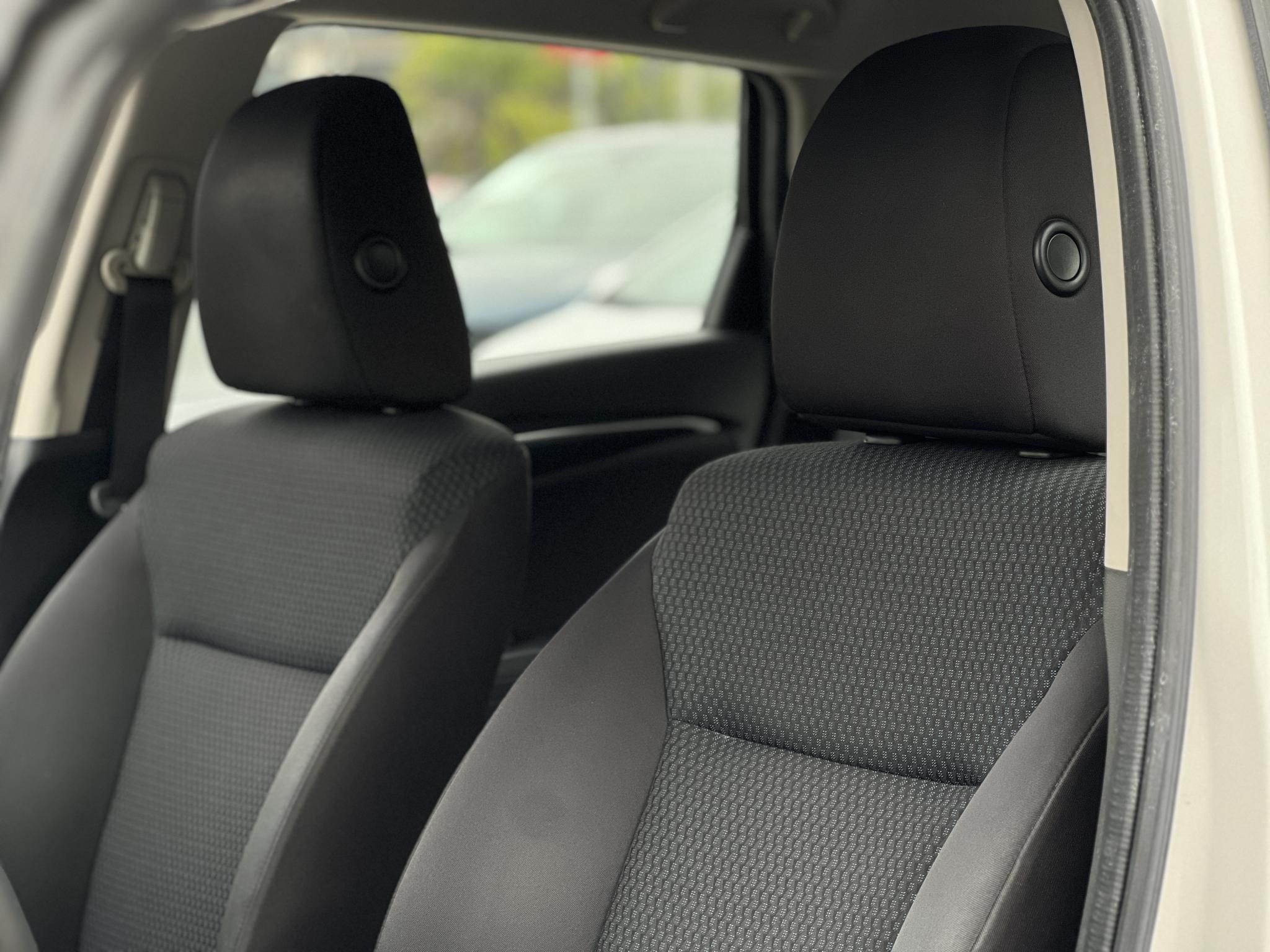 HONDA JAZZ 1.3 Trend Magyarországi. Márkaszervizelt. Tolatókamera!