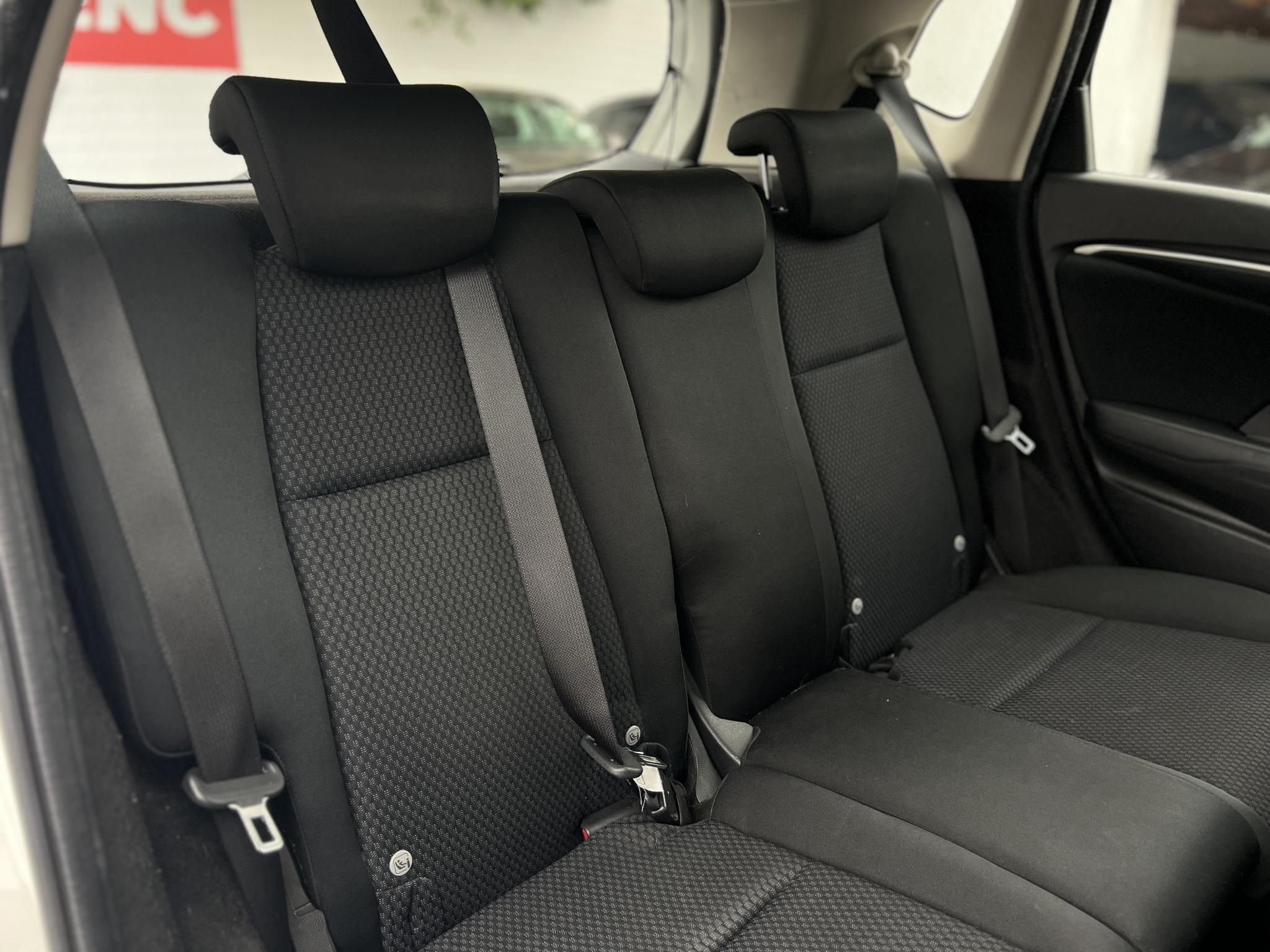 HONDA JAZZ 1.3 Trend Magyarországi. Márkaszervizelt. Tolatókamera!