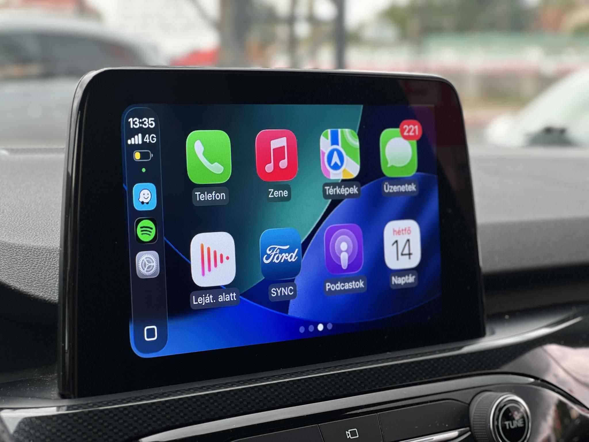 FORD KUGA 2.5 PHEV ST-Line X CVT 58e km. Carplay