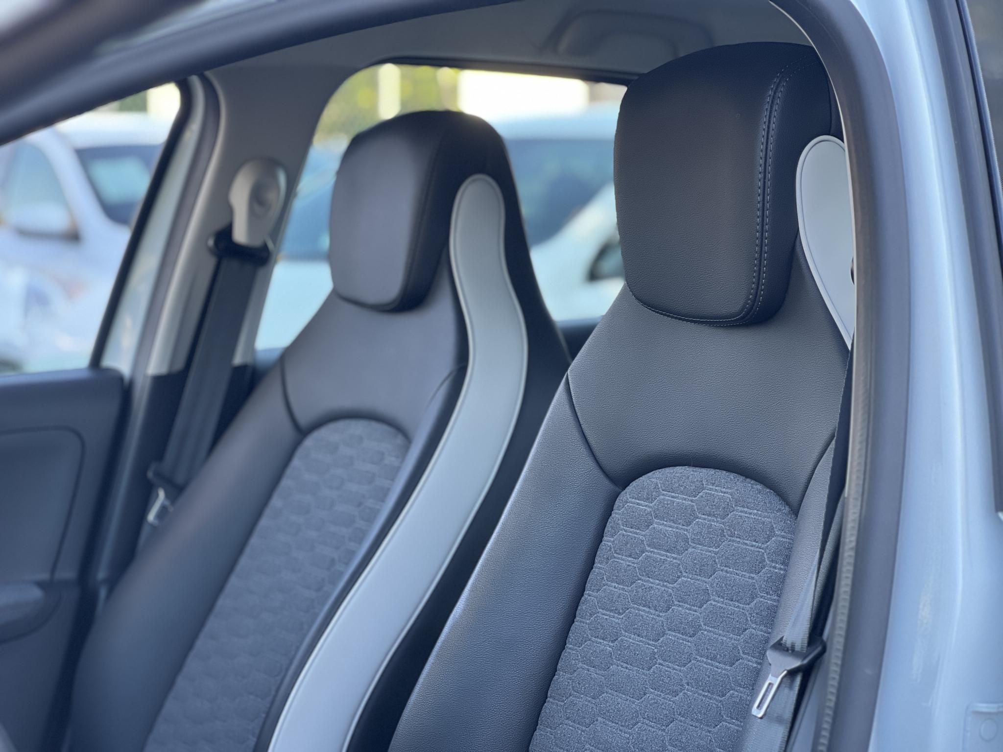 RENAULT ZOE Z.E. R110 52 kWh Zen (Automata) 39e km. 350km hatótáv!