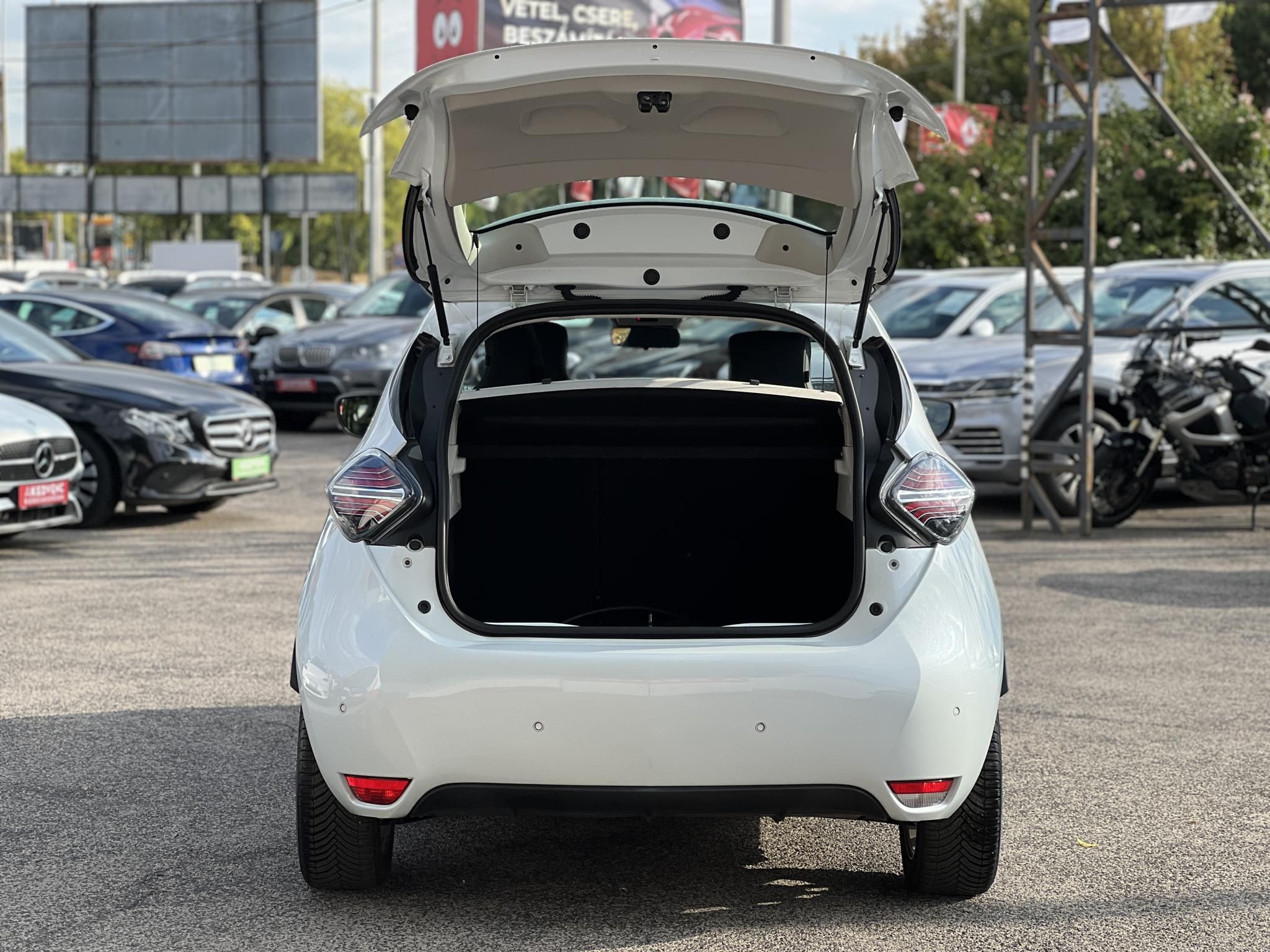 RENAULT ZOE Z.E. R110 52 kWh Zen (Automata) 39e km. 350km hatótáv!