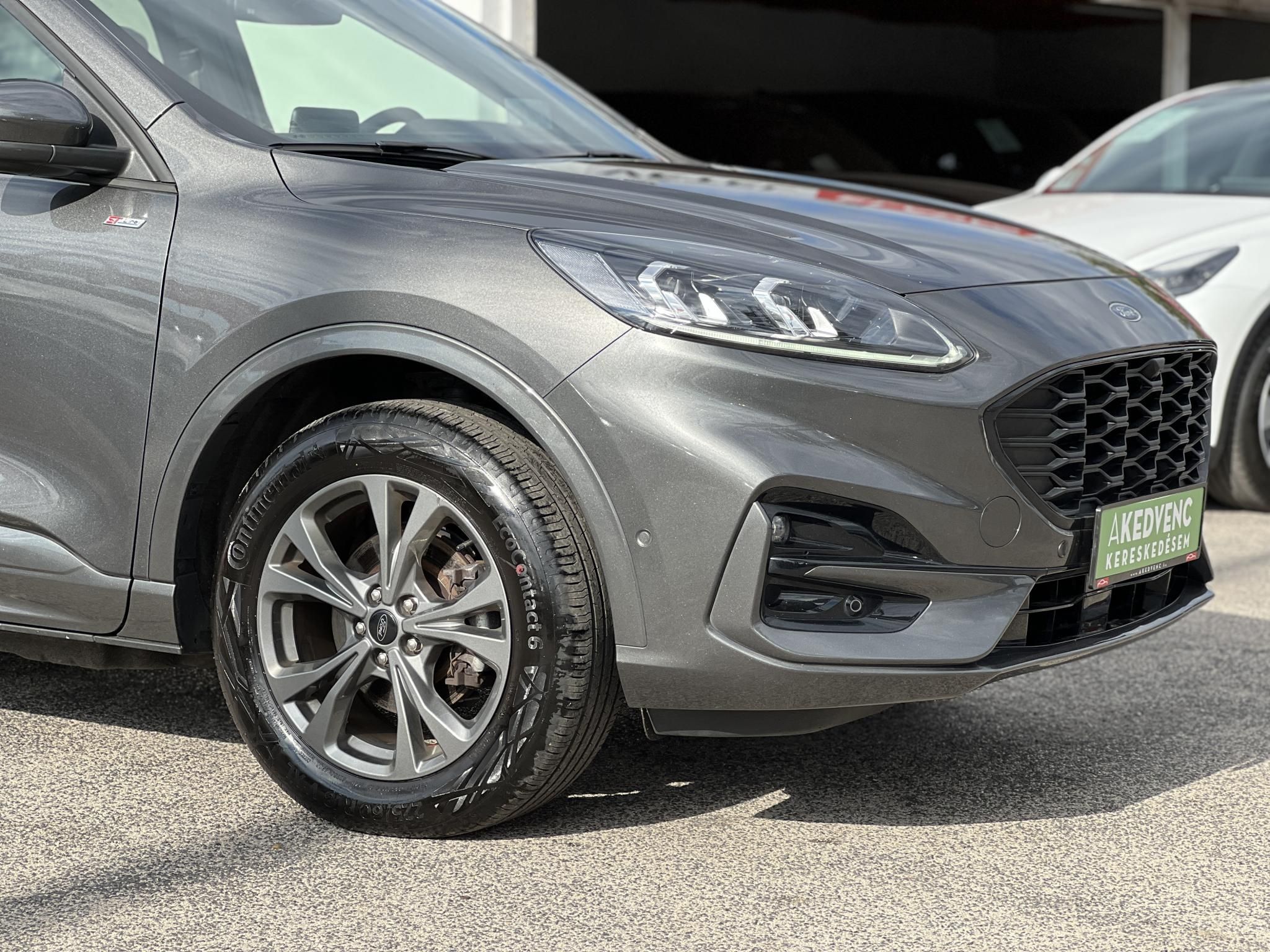 FORD KUGA 2.5 PHEV ST-Line X Graphite Tech Edition CVT