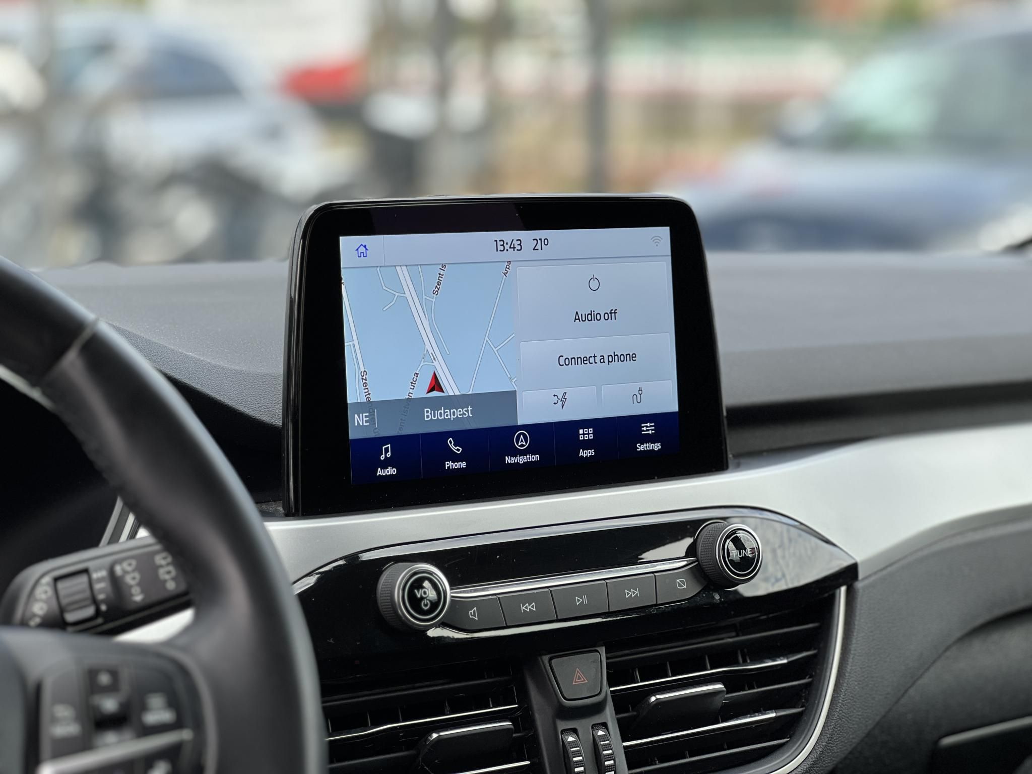 FORD KUGA 2.5 PHEV Freedom CVT 123e km. 70 km elektromos hatótáv. ülés-kormányfűtés. vonóhorog!