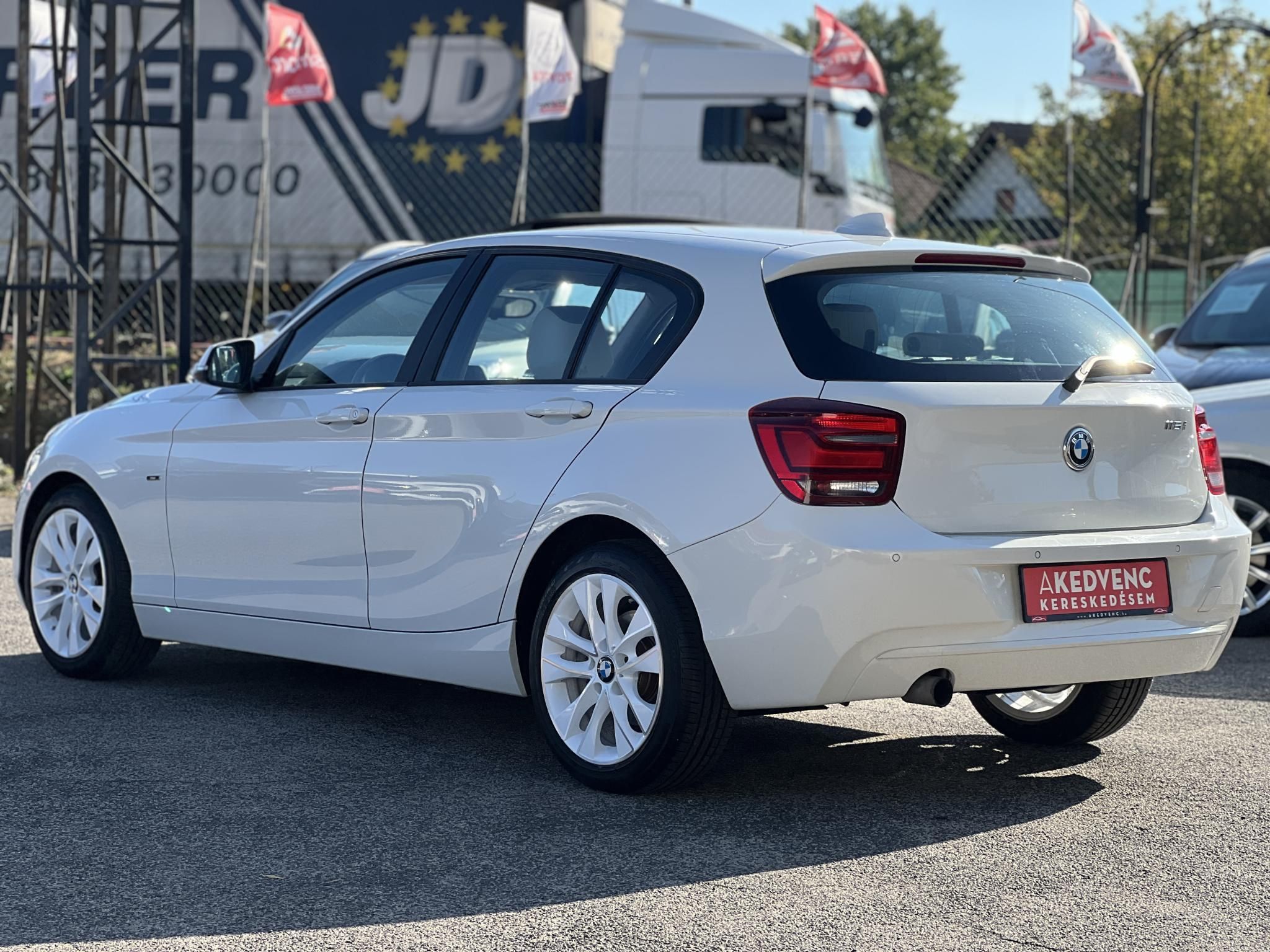 BMW 116i Magyarország 129e km Vezérlés+csapágysor cserélve!