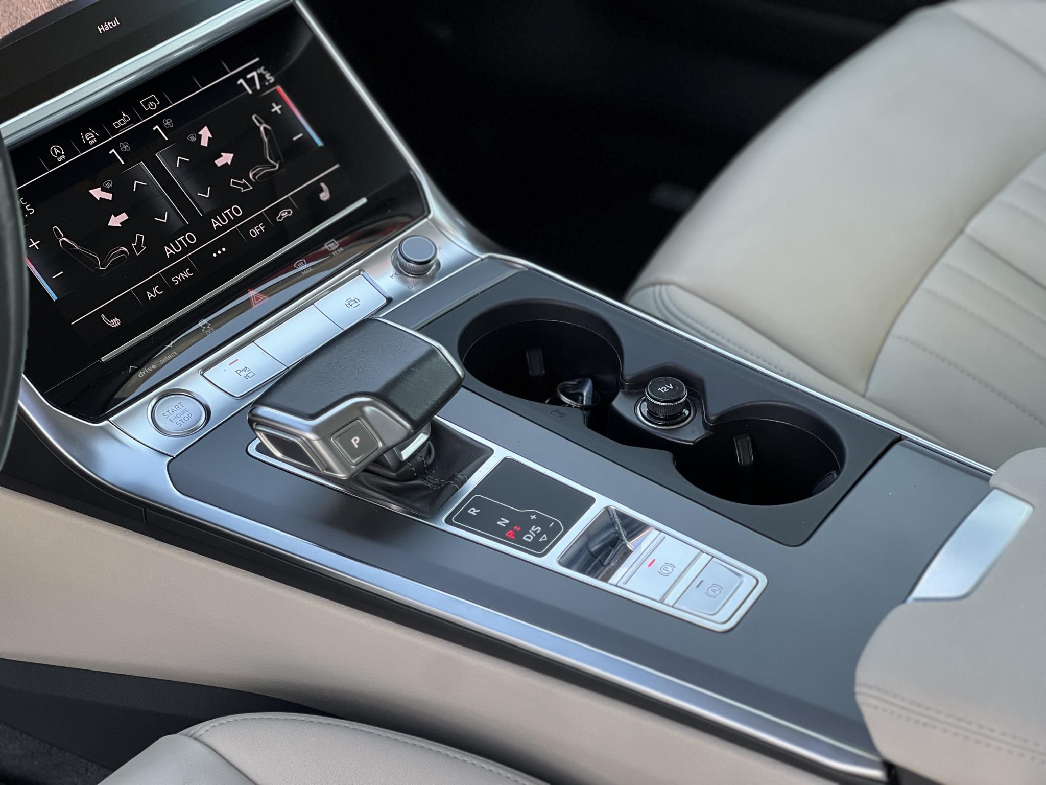 AUDI A6 40 TDI Basis S-tronic Magyarországi Végig vezetett szervizkönyv Carplay Virtual Cockpit!