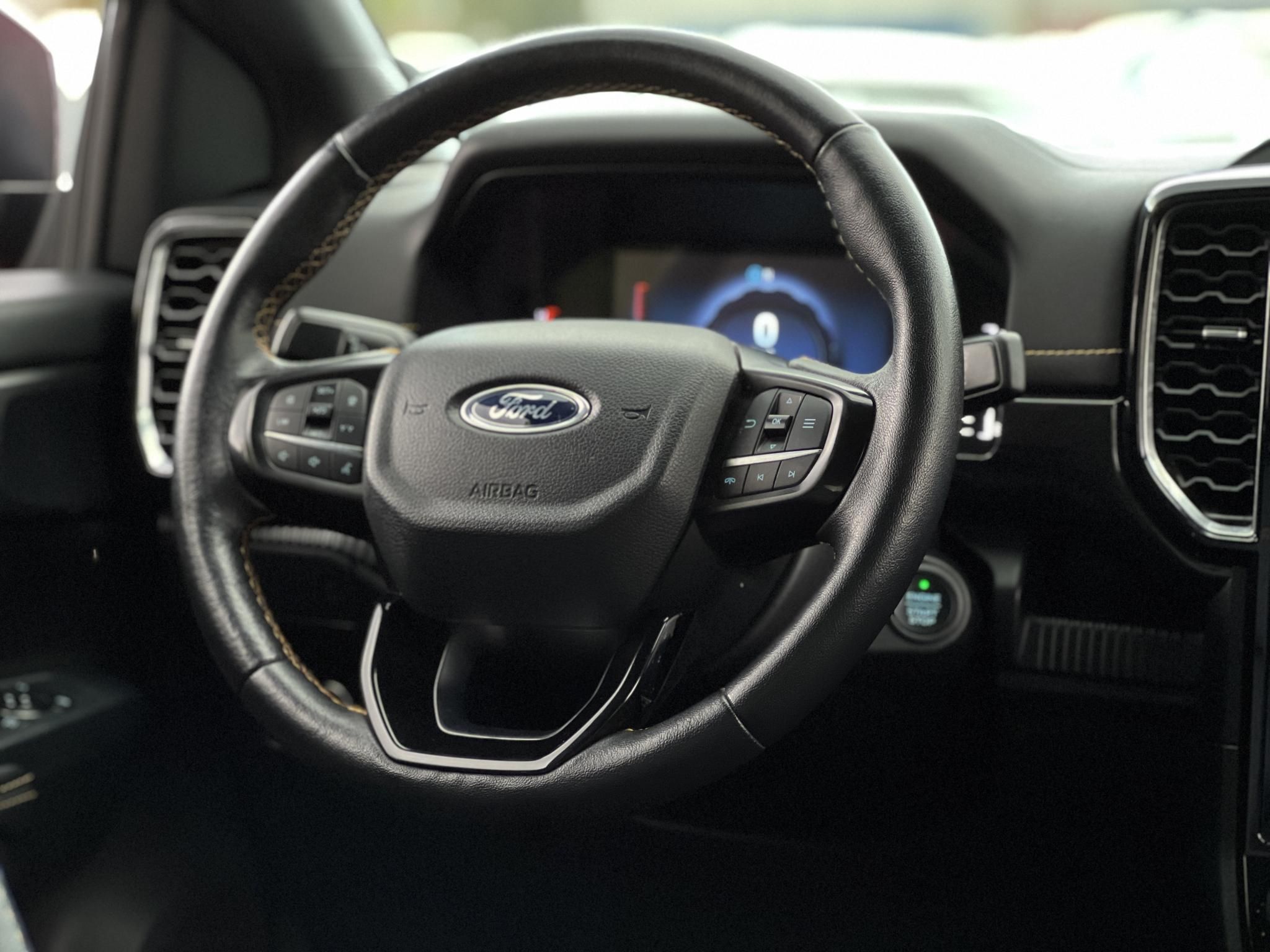 FORD RANGER 3.0 TDCi V6 EcoBlue 4x4 Wildtrak (Automata) M.o-i. Márkaszervizelt