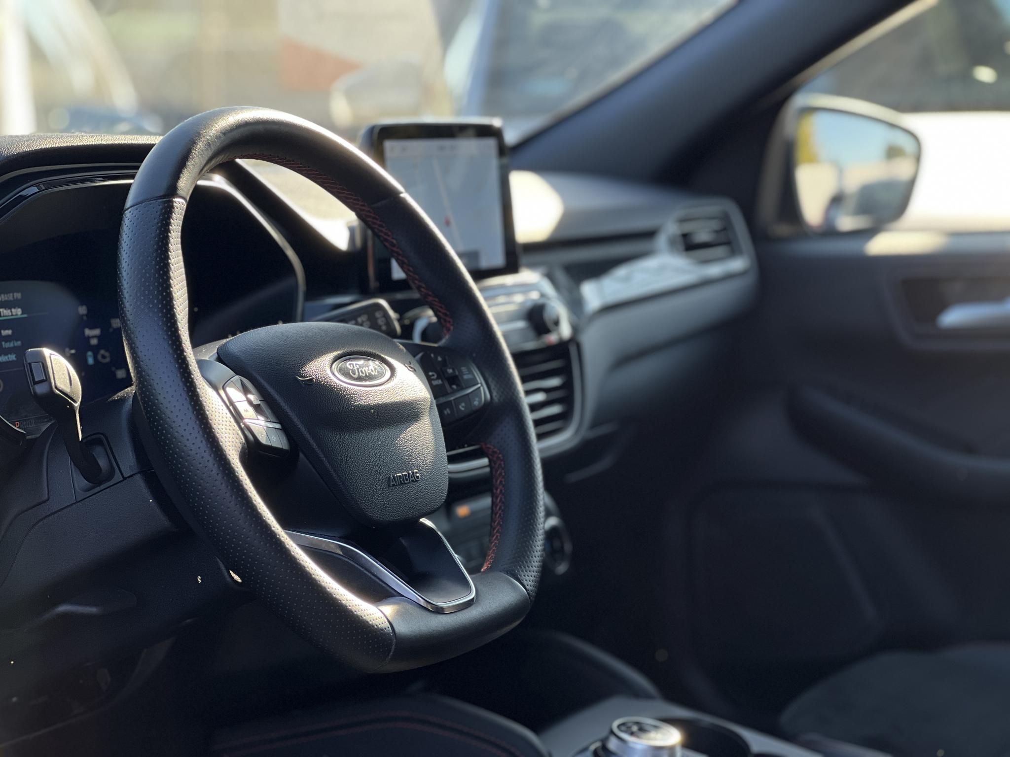 FORD KUGA 2.5 PHEV ST-Line CVT