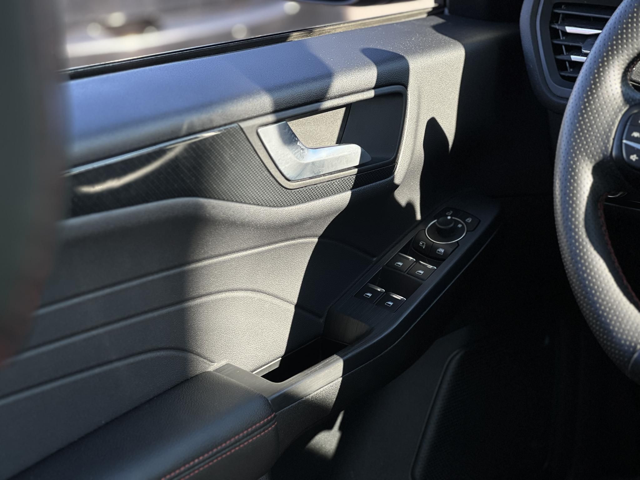 FORD KUGA 2.5 PHEV ST-Line CVT