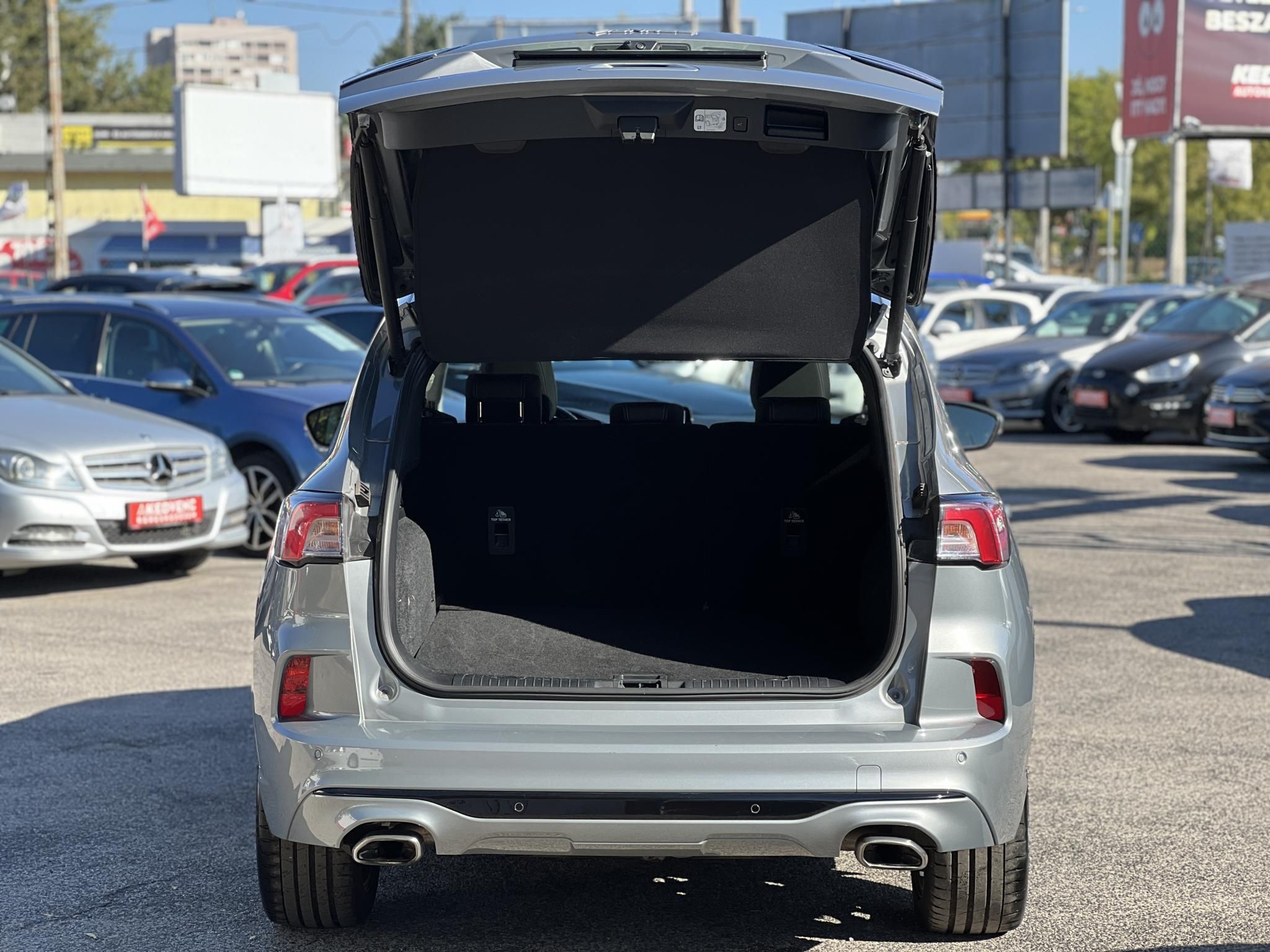 FORD KUGA 2.5 PHEV Vignale CVT