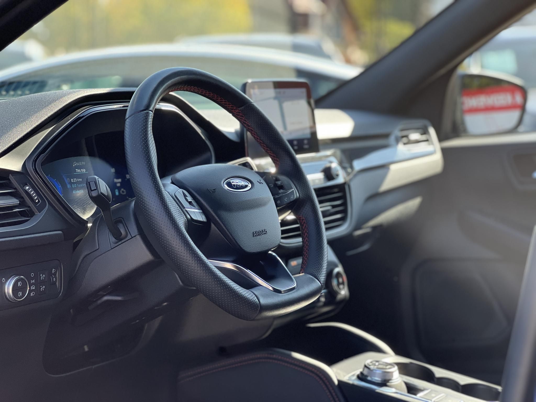 FORD KUGA 2.5 PHEV ST-Line CVT 28e km. 70 km elektromos hatótáv. CARPLAY!
