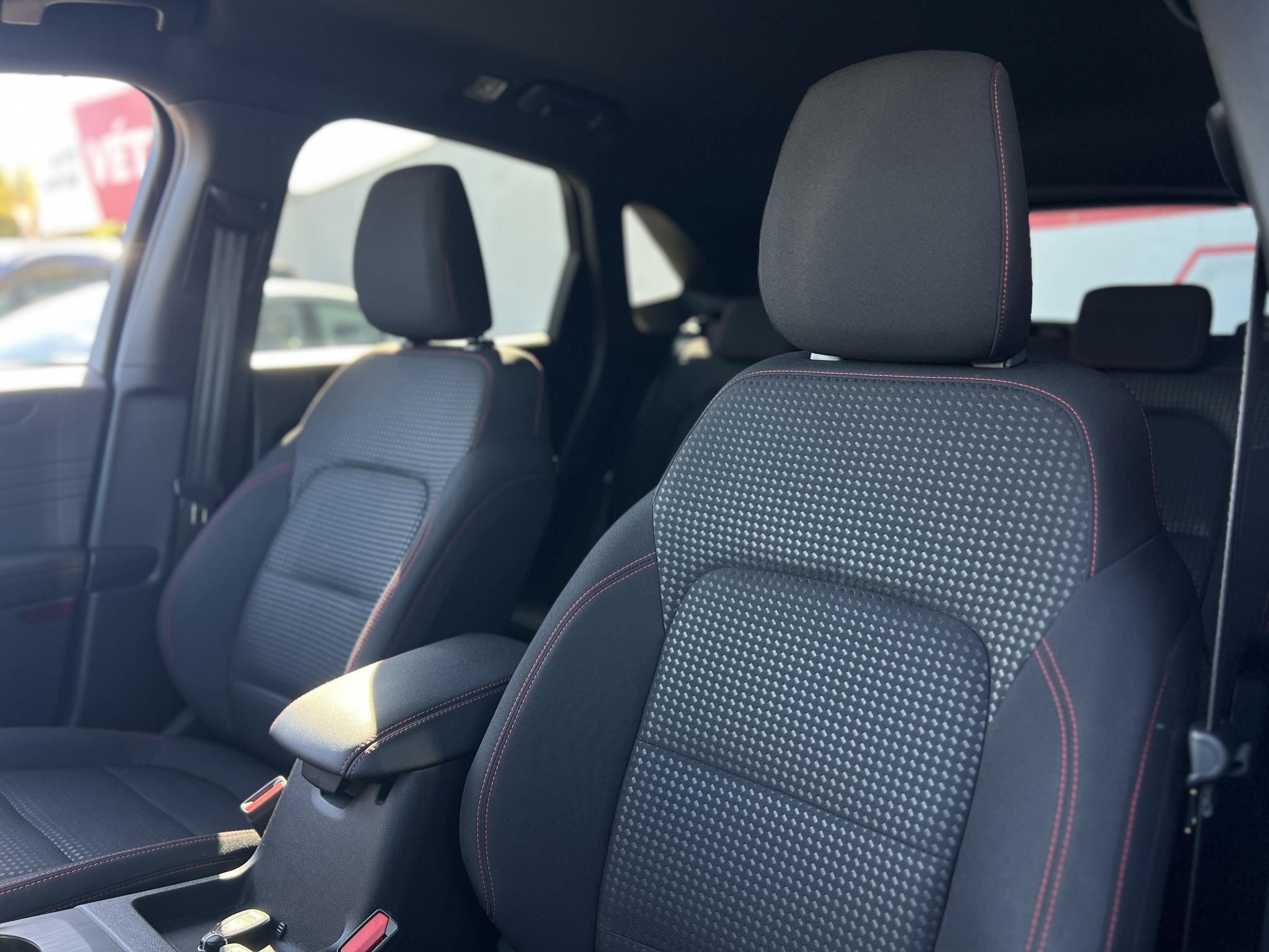 FORD KUGA 2.5 PHEV ST-Line CVT 28e km. 70 km elektromos hatótáv. CARPLAY!