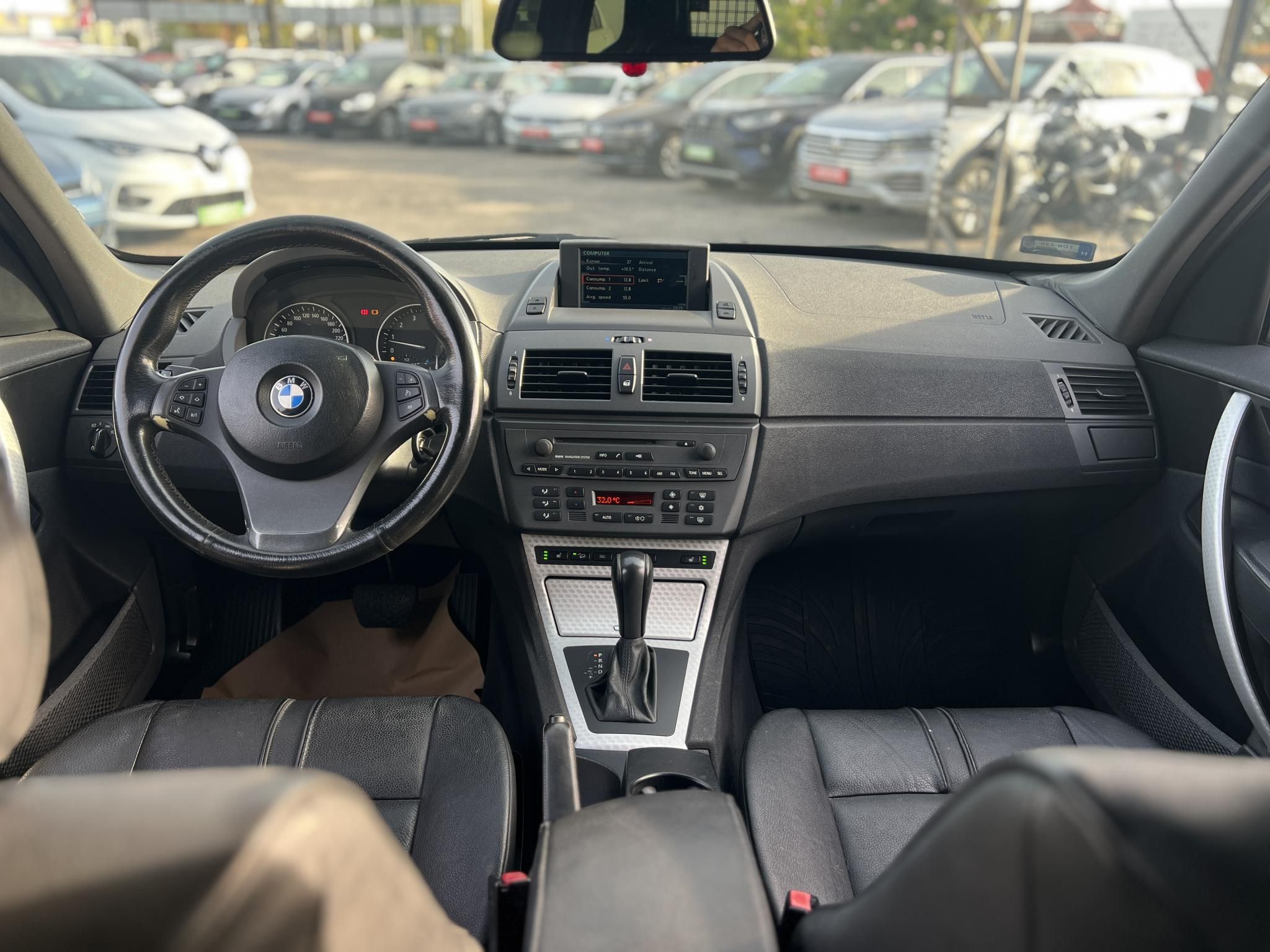 BMW X3 3.0 (Automata) xenon fényszórók. ülésfűtés. lejtmenet. memória. vonóhorog. bőr belső!