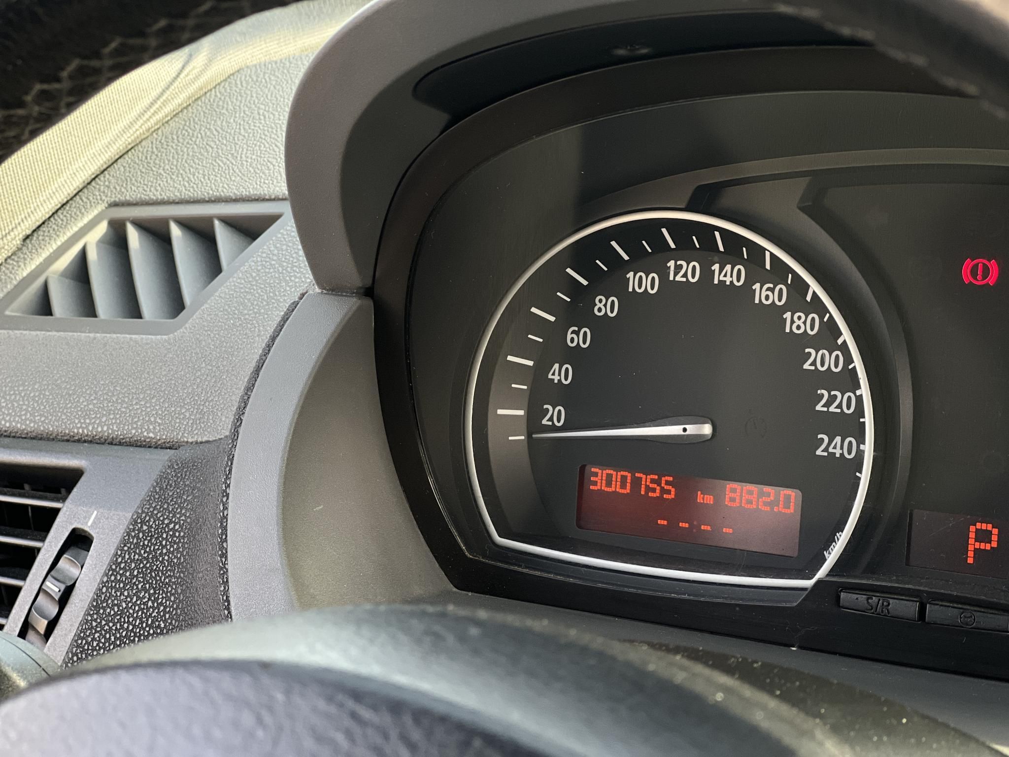 BMW X3 3.0 (Automata) xenon fényszórók. ülésfűtés. lejtmenet. memória. vonóhorog. bőr belső!