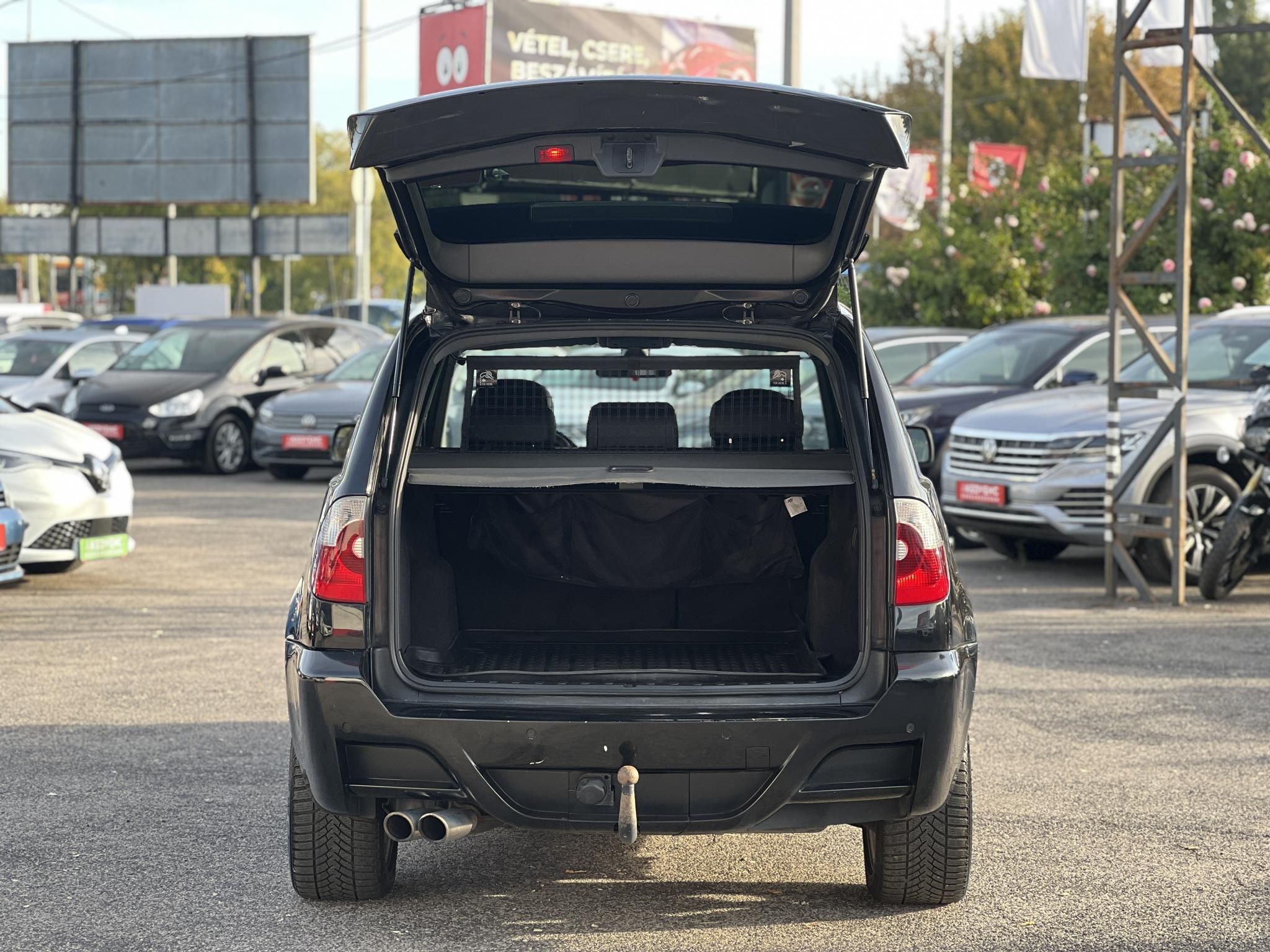 BMW X3 3.0 (Automata) xenon fényszórók. ülésfűtés. lejtmenet. memória. vonóhorog. bőr belső!