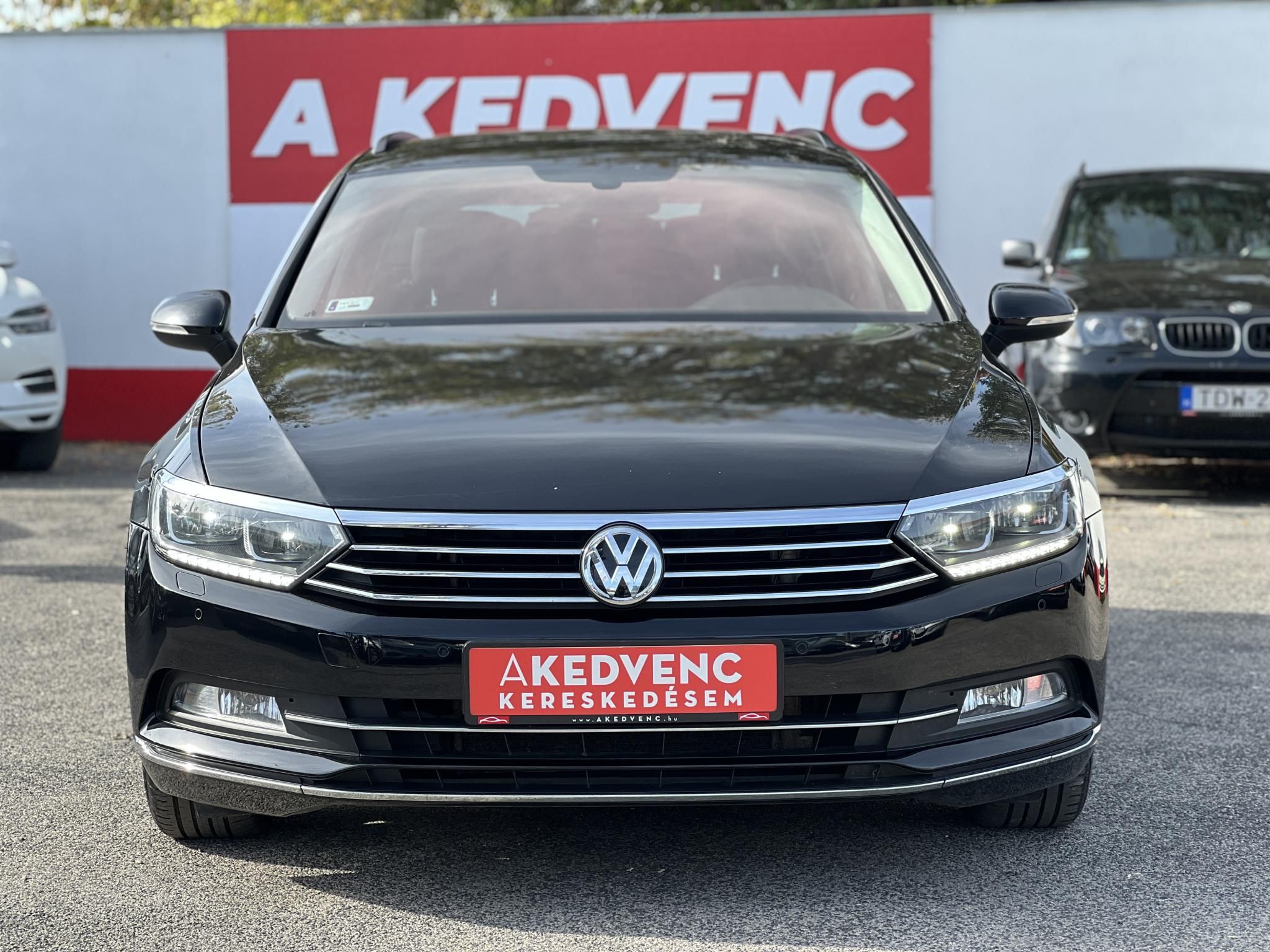 VOLKSWAGEN PASSAT VIII Variant 2.0 TDI BMT Comfortline DSG M.o.-i. LED. CARPLAY. rendszeresen karbantartott!