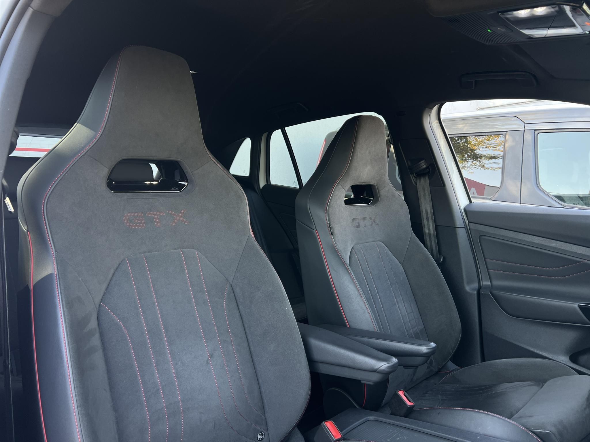 VOLKSWAGEN ID.4 GTX 4Motion 77kWh. 450 km hatótáv. masszázsülés. CarPlay