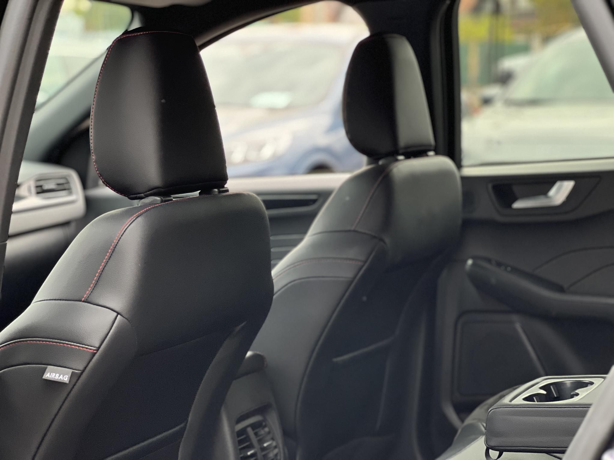 FORD KUGA 2.5 PHEV ST-Line X CVT 91e km