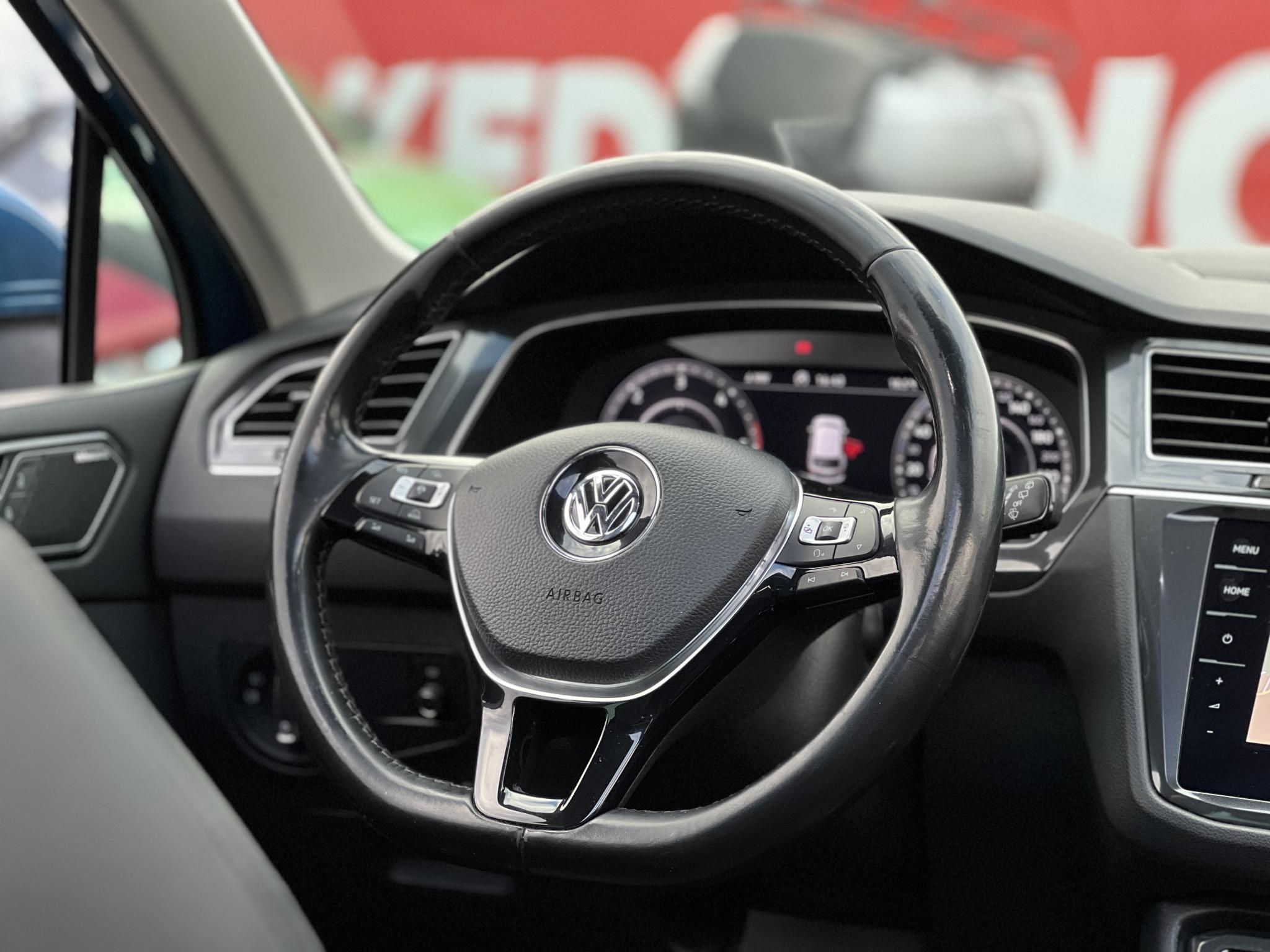 VOLKSWAGEN TIGUAN 2.0 TDI BMT SCR Highline 4Motion DSG Dynaudio. virtual cockpit. memória. head-up. bőrbelső. vezérlés cserélve!