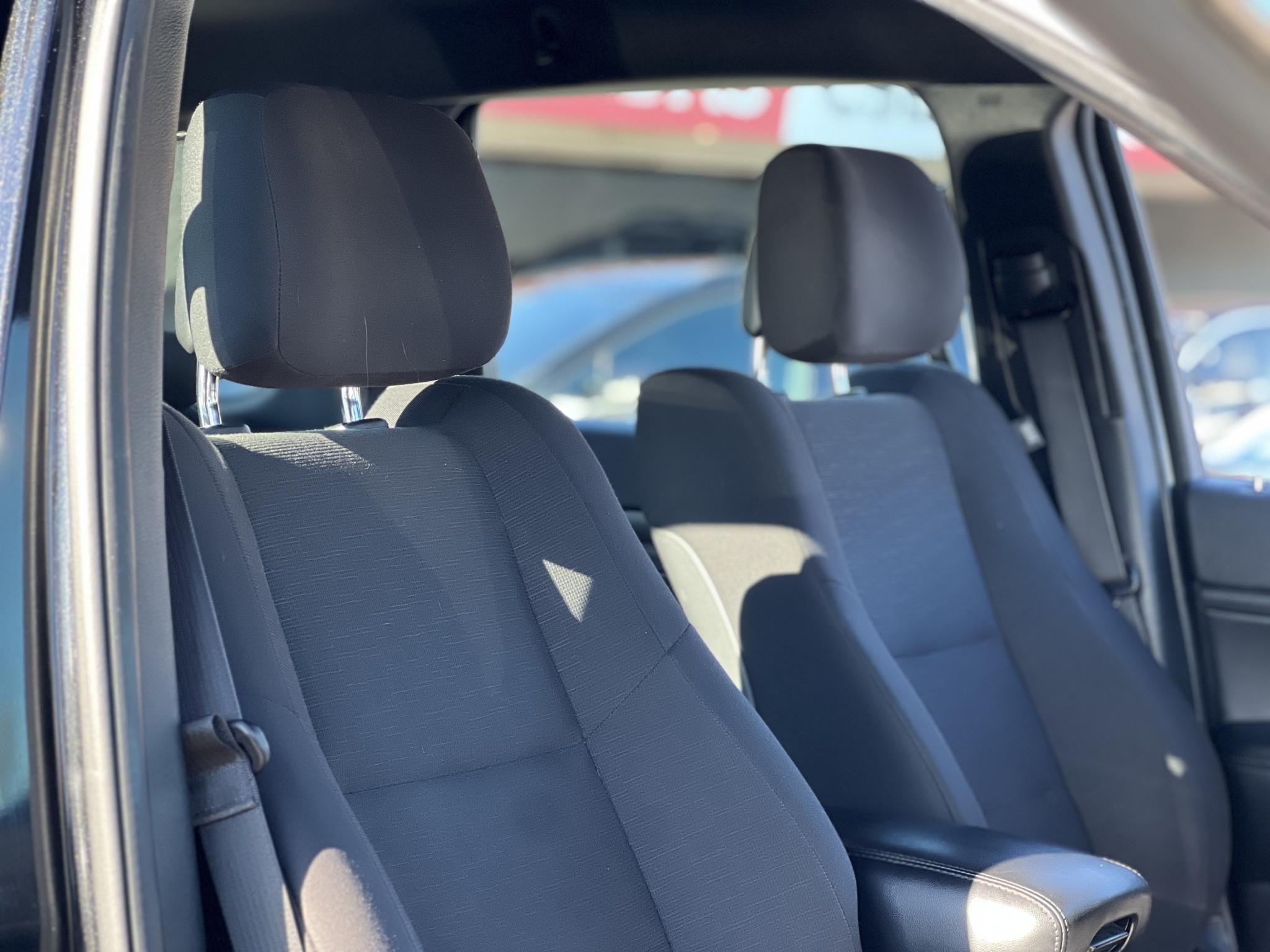 JEEP GRAND CHEROKEE 3.0 V6 CRD Laredo (Automata) 4X4. felező váltó. digitális klíma. tetőcsomagtartó