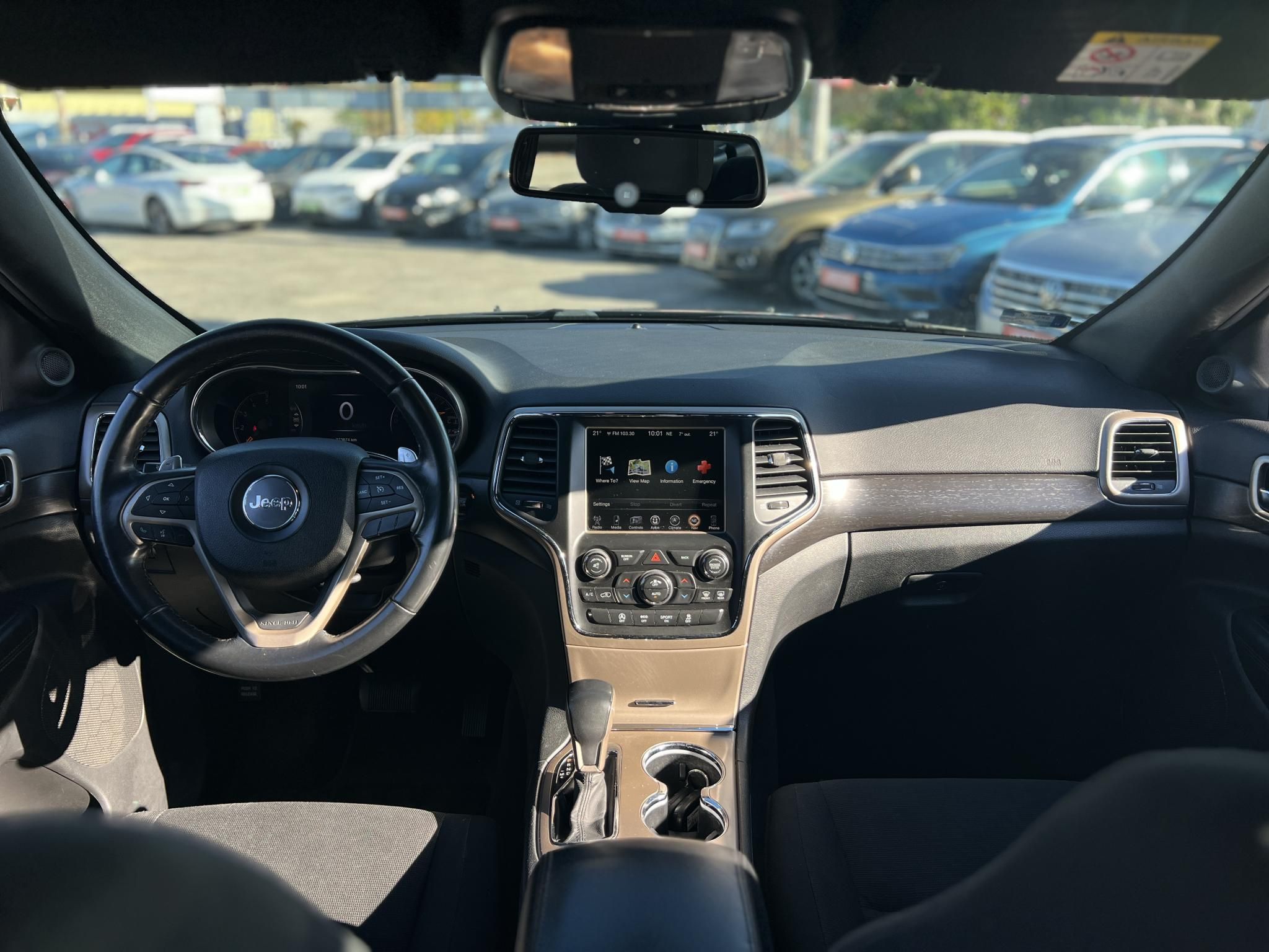 JEEP GRAND CHEROKEE 3.0 V6 CRD Laredo (Automata) 4X4. felező váltó. digitális klíma. tetőcsomagtartó