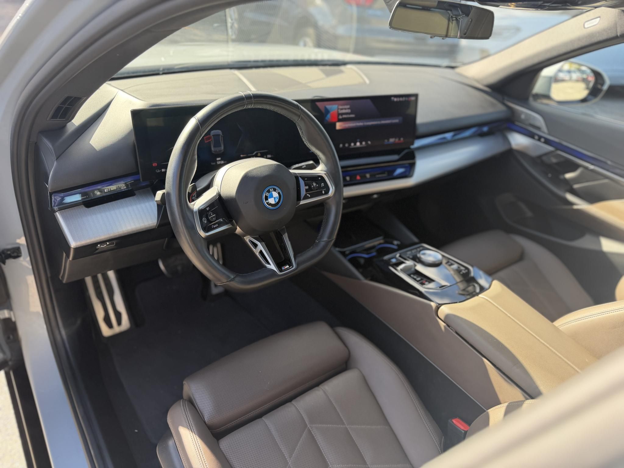 BMW I5 eDrive40 81,2kWh M-sport. Bowers & Wilkins. panorámatető. újszerű állapot!