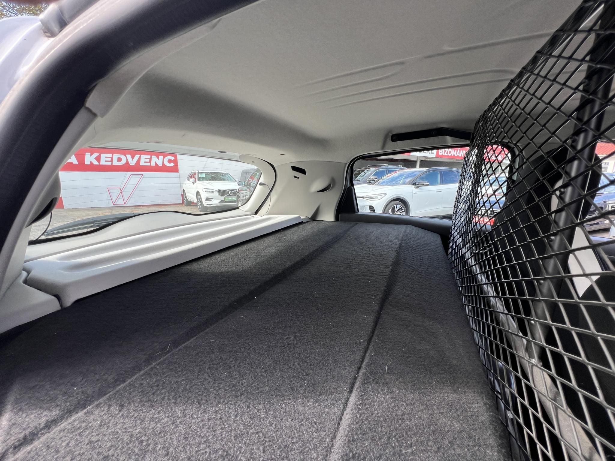 RENAULT ZOE R110 BUSINESS 52kWh 300 km hatótáv!