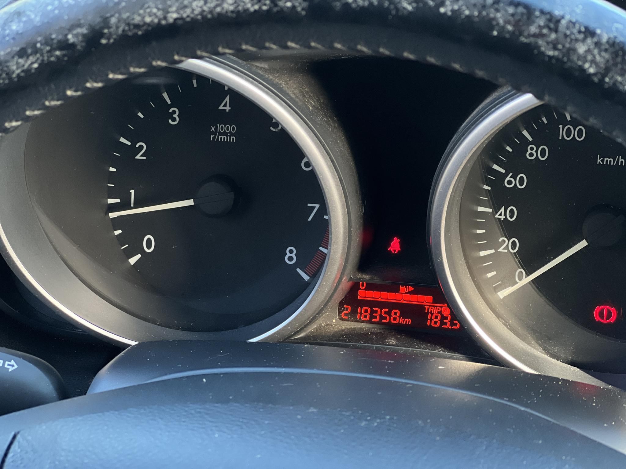 MAZDA 5 1.8 TE Magyarországi Gyári fényezés Rendszeresen karbantartott!