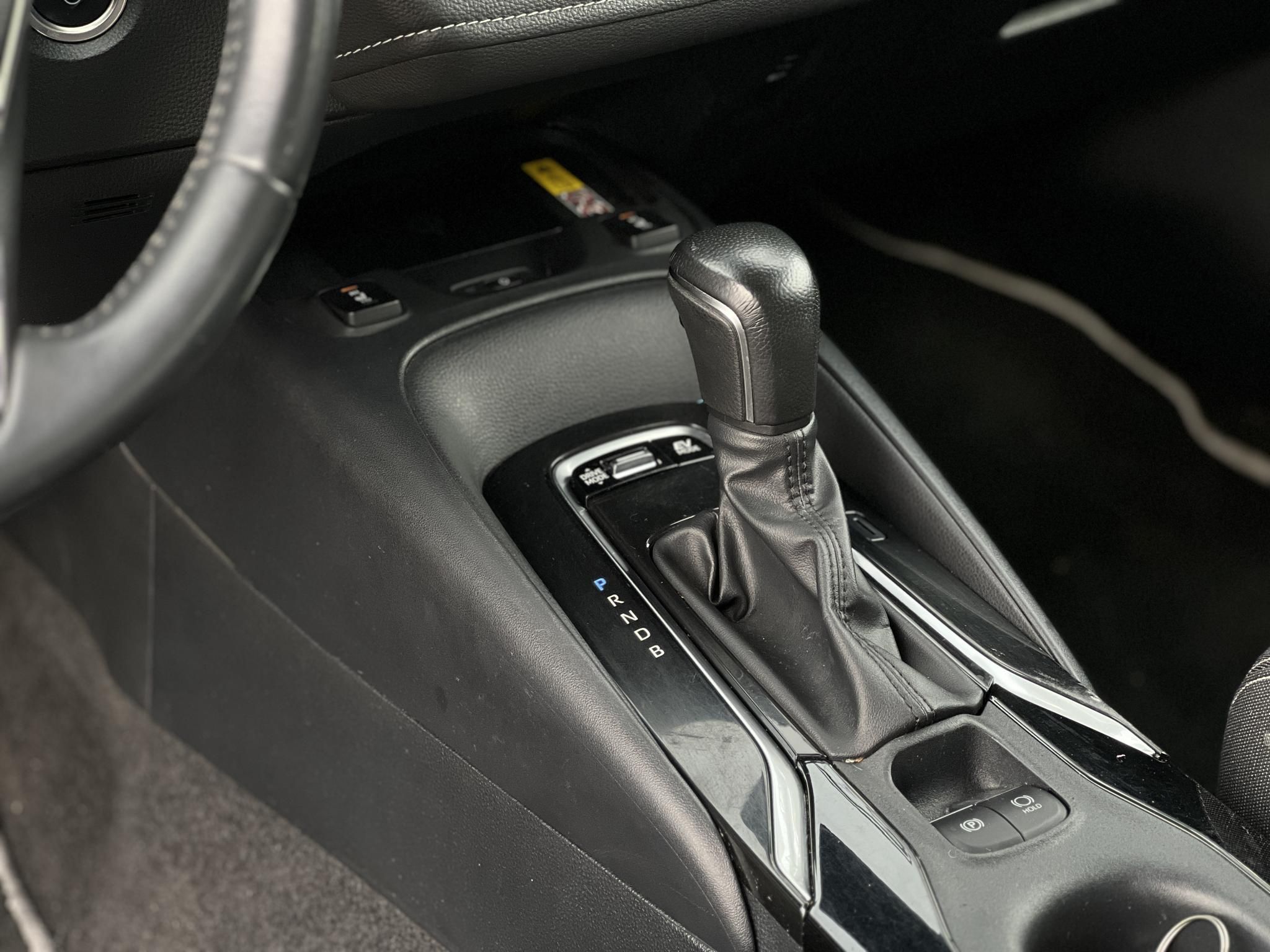 TOYOTA COROLLA Touring Sports 1.8 Hybrid Comfort Business e-CVT 108e km. M.o.-i. 1.tul. sérülésmentes. dokumentált előélet!