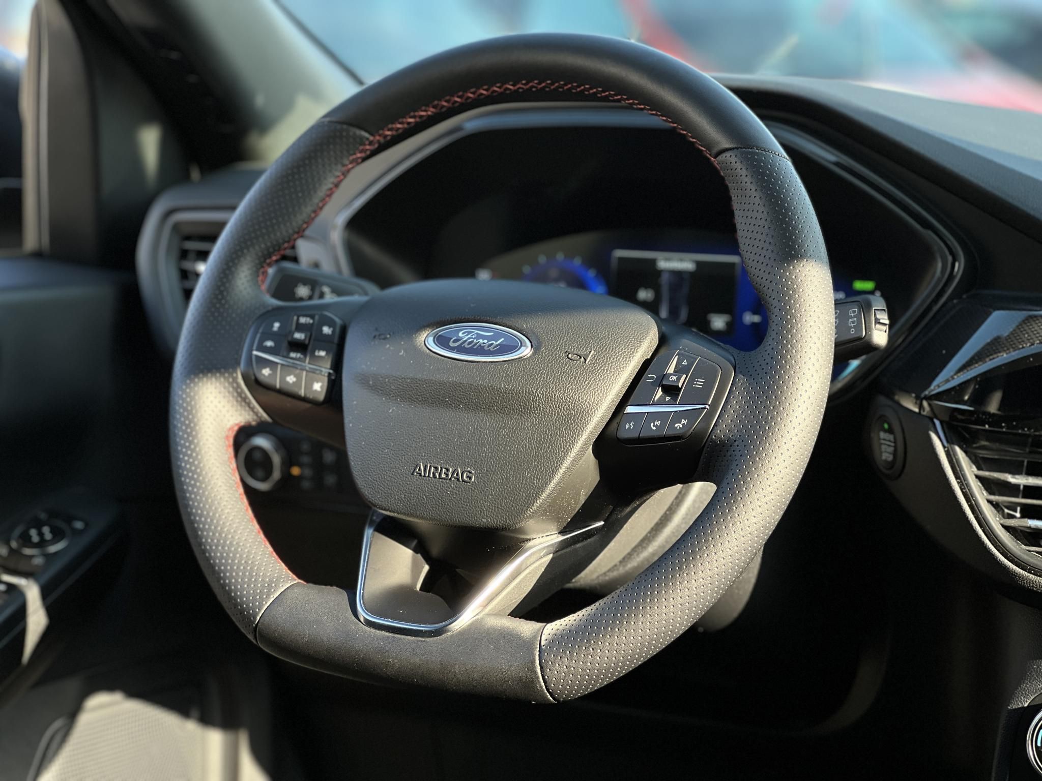 FORD KUGA 2.5 PHEV ST-Line CVT 34e km. sérülésmentes. márkaszervizelt. head-up. gyönyörű állapot!