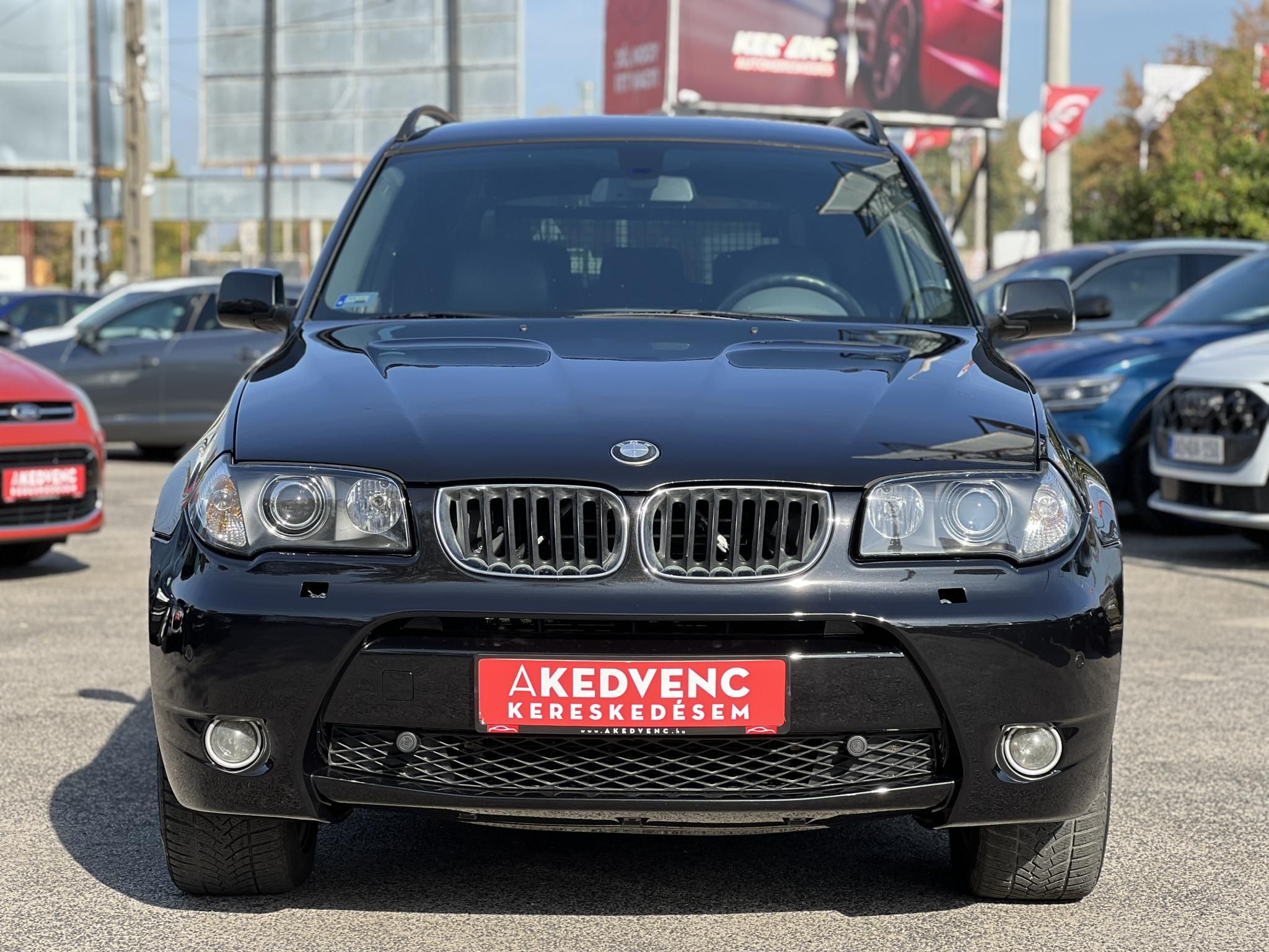 BMW X3 3.0 (Automata) xenon fényszórók. ülésfűtés. lejtmenet. memória. vonóhorog. bőr belső!