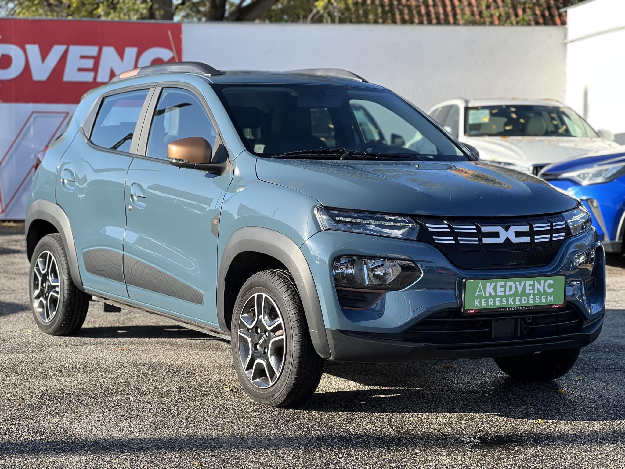 DACIA SPRING Electric 65 Extreme aut. 25e km Végig vezetett szervizkönyv Tolatókamera Carplay!