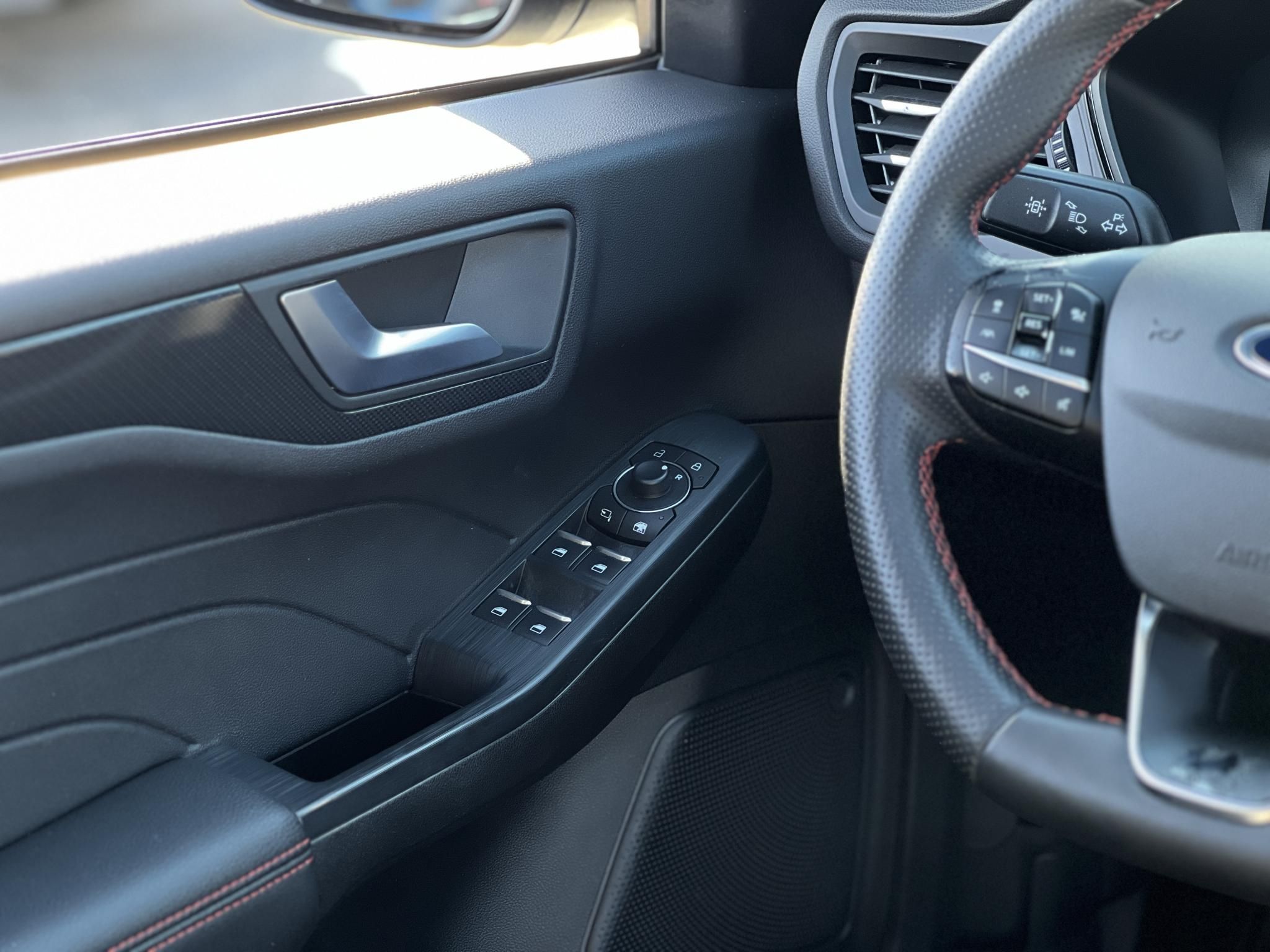 FORD KUGA 2.5 PHEV ST-Line CVT CarPlay. 70km hatótáv