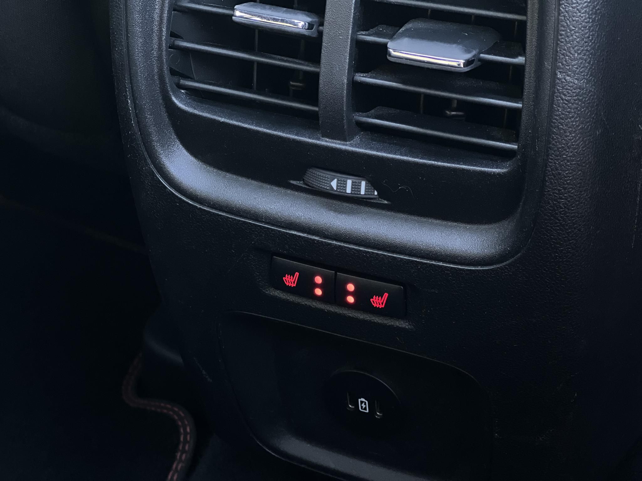 FORD KUGA 2.5 PHEV ST-Line CVT CarPlay. 70km hatótáv