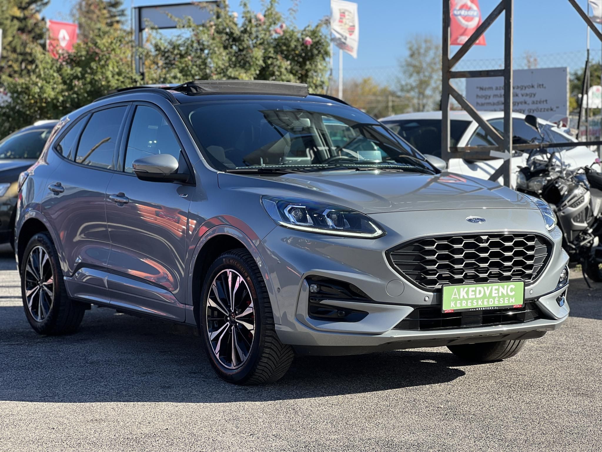 FORD KUGA 2.5 PHEV ST-Line CVT CarPlay. 70km hatótáv