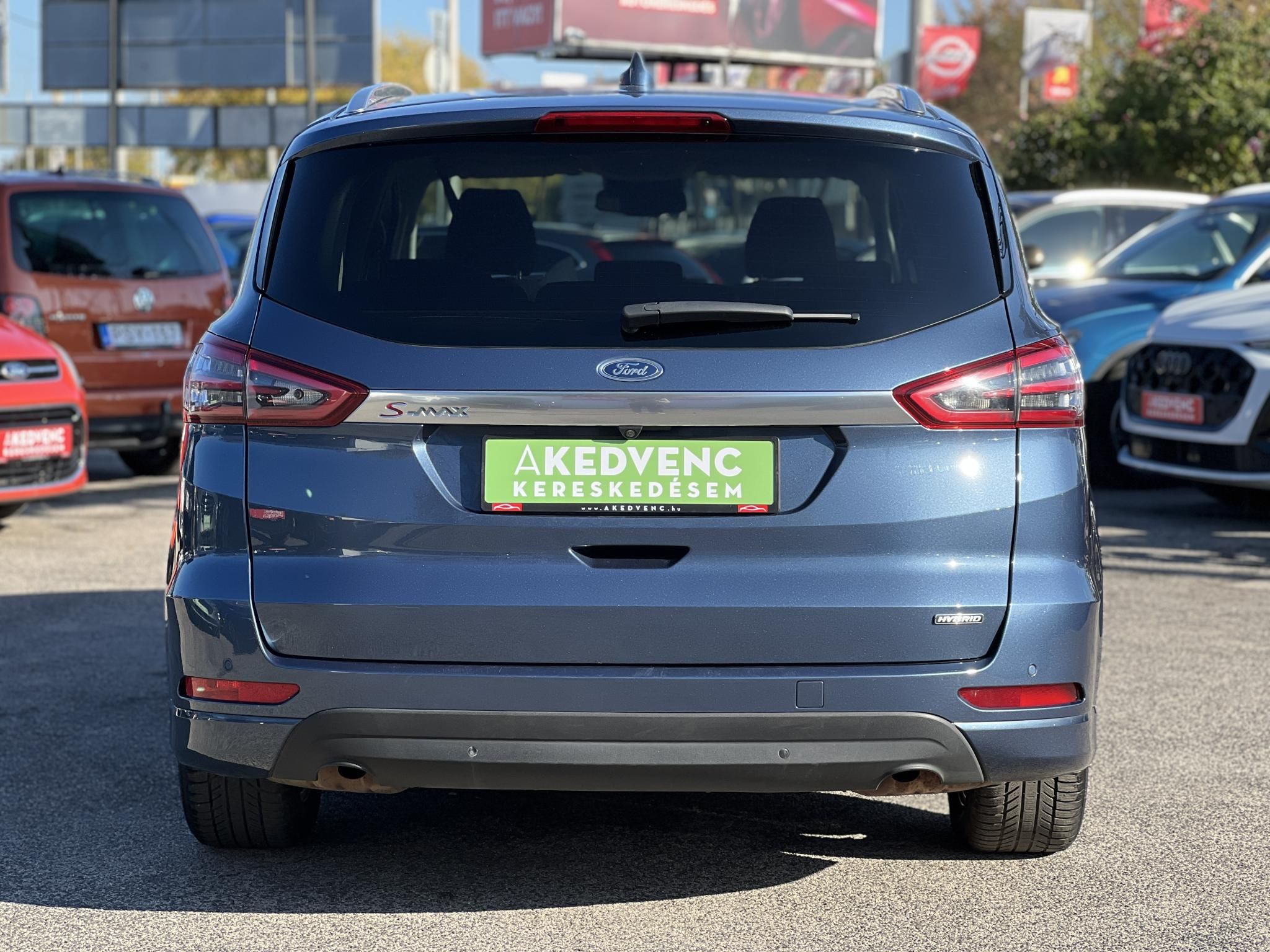 FORD S-MAX 2.5 FHEV Titanium CVT Sávtartó Carplay Tempomat Ülésfűtés!