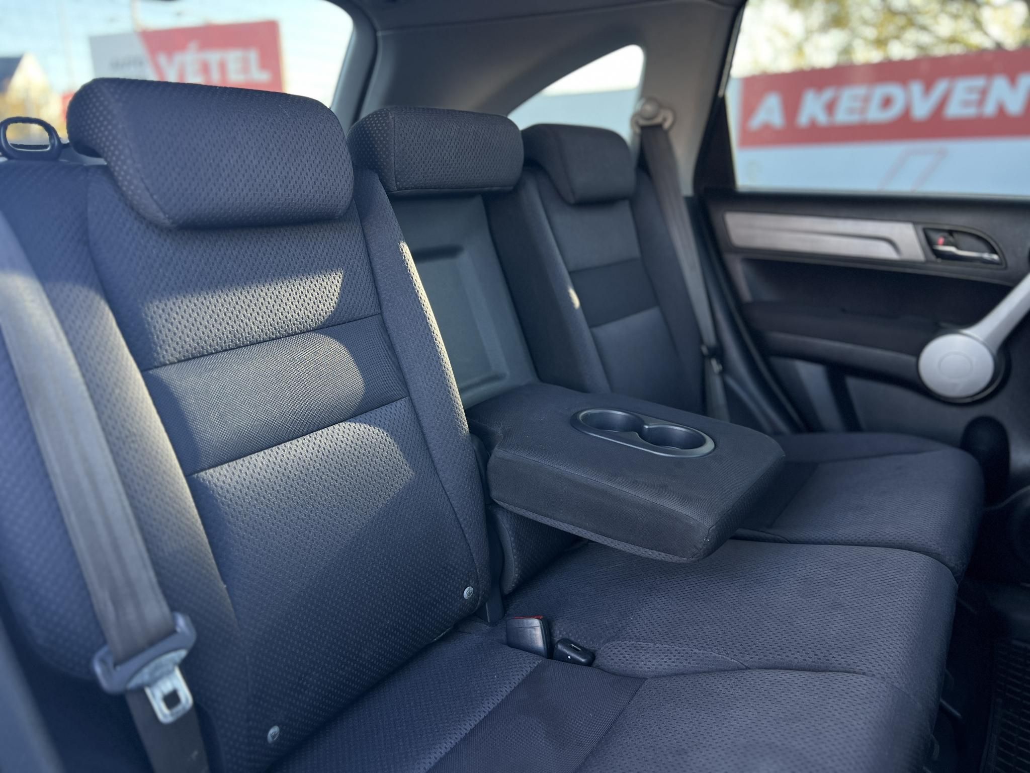 HONDA CR-V 2.2i CTDi Elegance Tolatókamera CarPlay Vonóhorog!