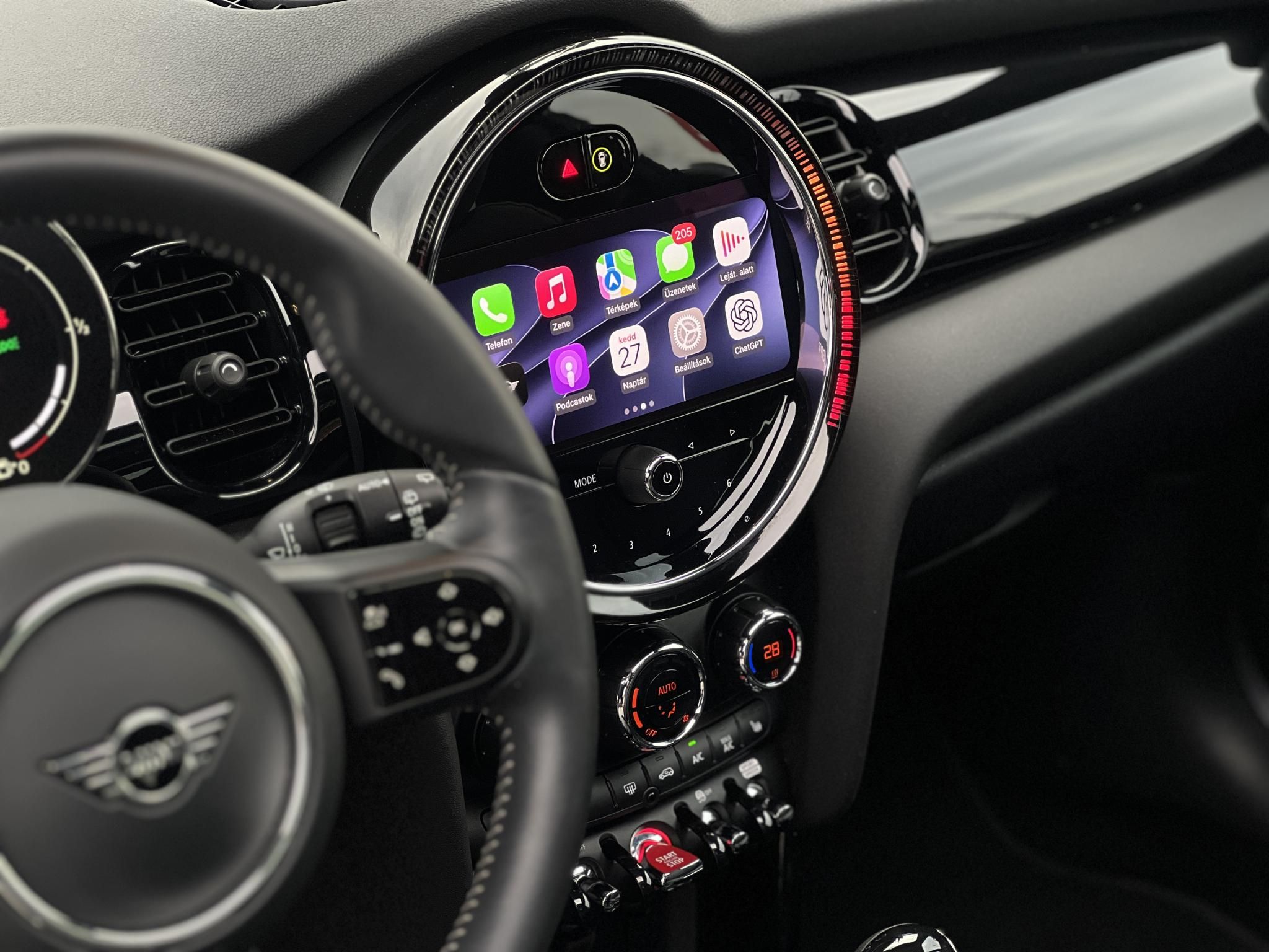 MINI MINI 1.5 Cooper DKG 31e km. panoráma tető. CarPlay