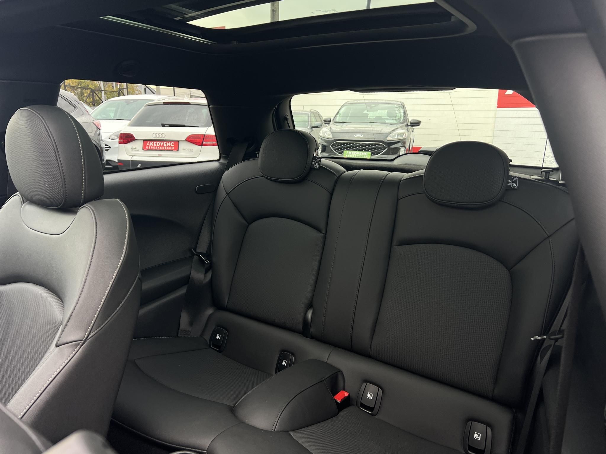 MINI MINI 1.5 Cooper DKG 31e km. panoráma tető. CarPlay