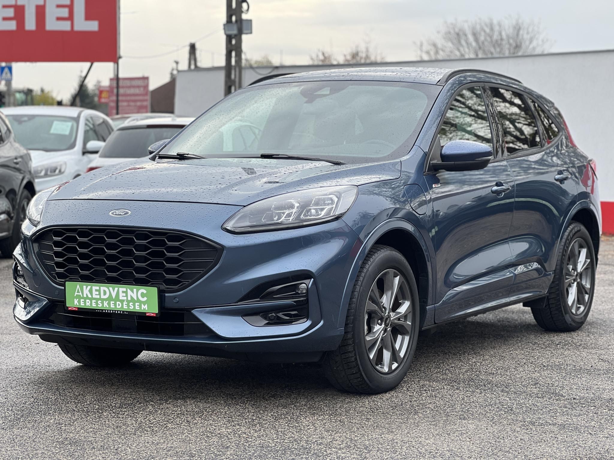 FORD KUGA 2.5 PHEV ST-Line X CVT