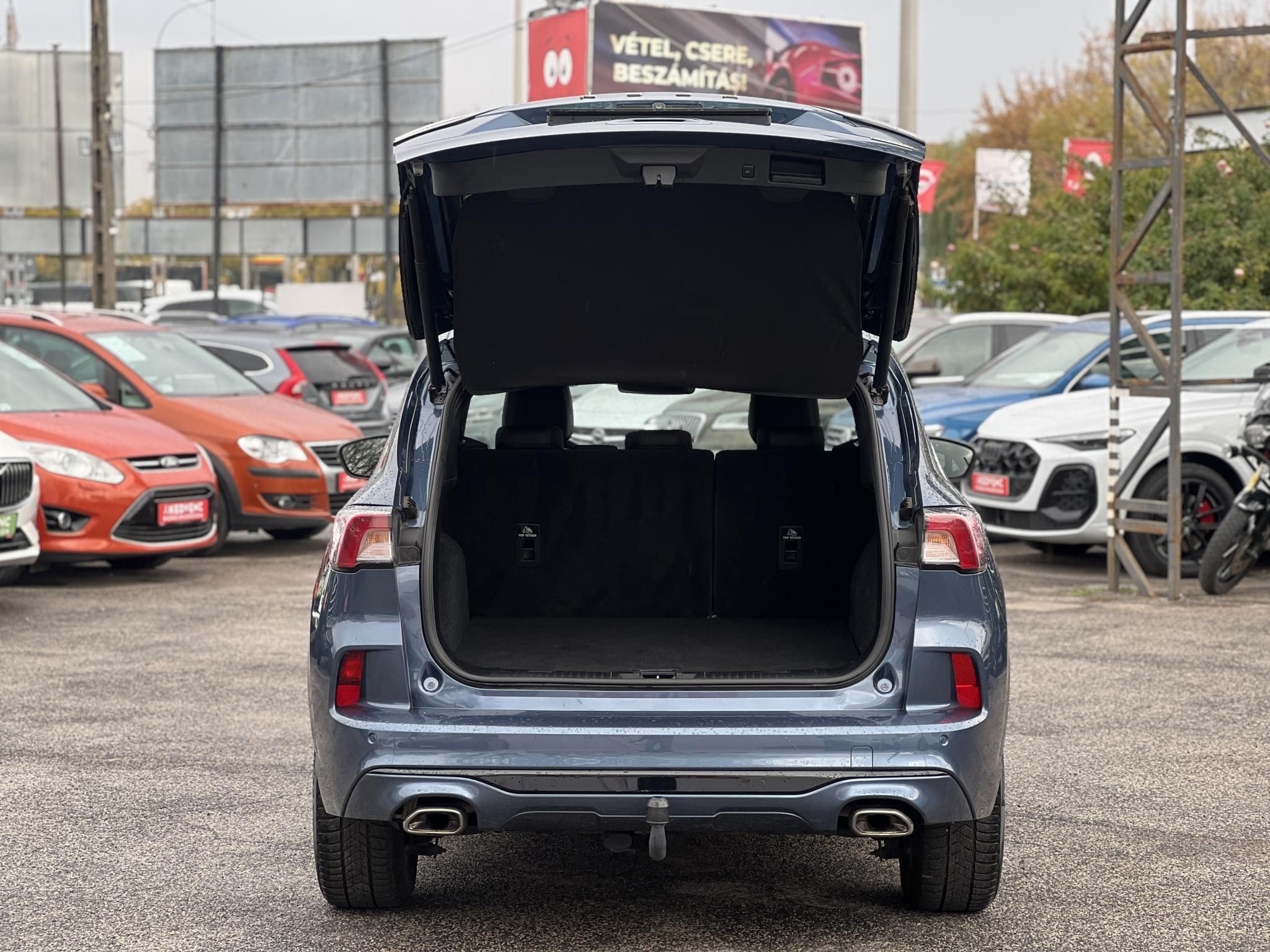 FORD KUGA 2.5 PHEV ST-Line X CVT